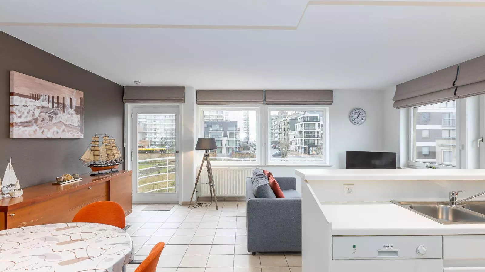 Duindal I - 0201 + box K6-Living room