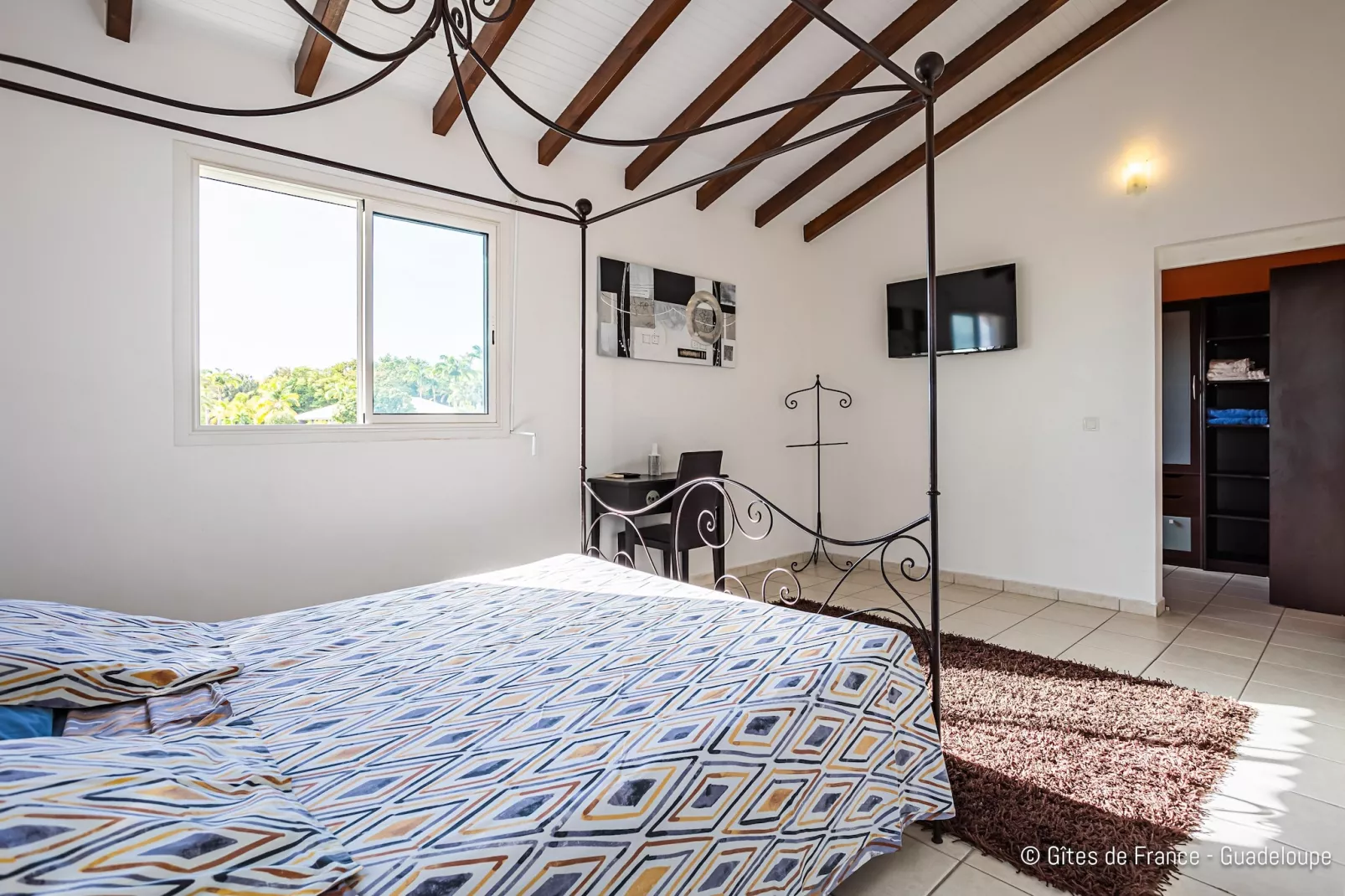 Paradise Bay Villa standing avec vue sur mer Non Remboursable-Image-tags.