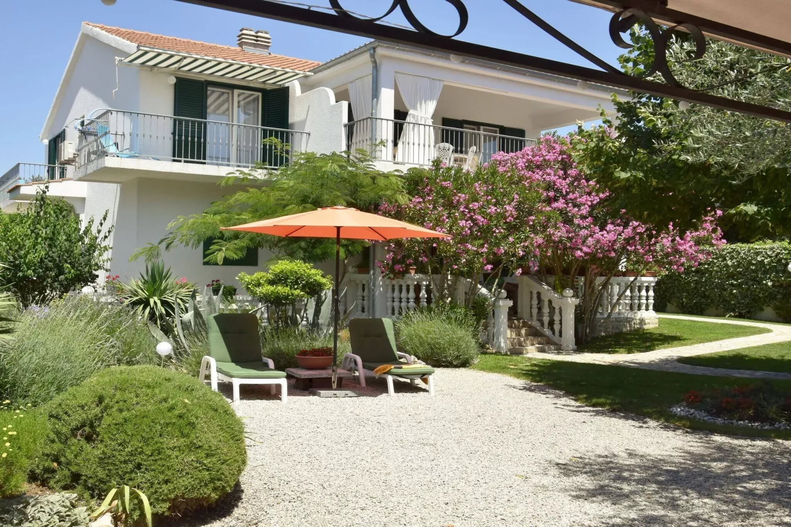 Beach apartment Jadrija-Exterior in summer