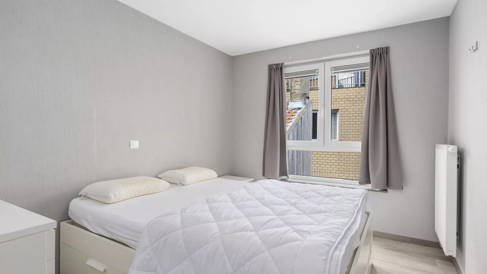 Frederic - 0201-Chambre