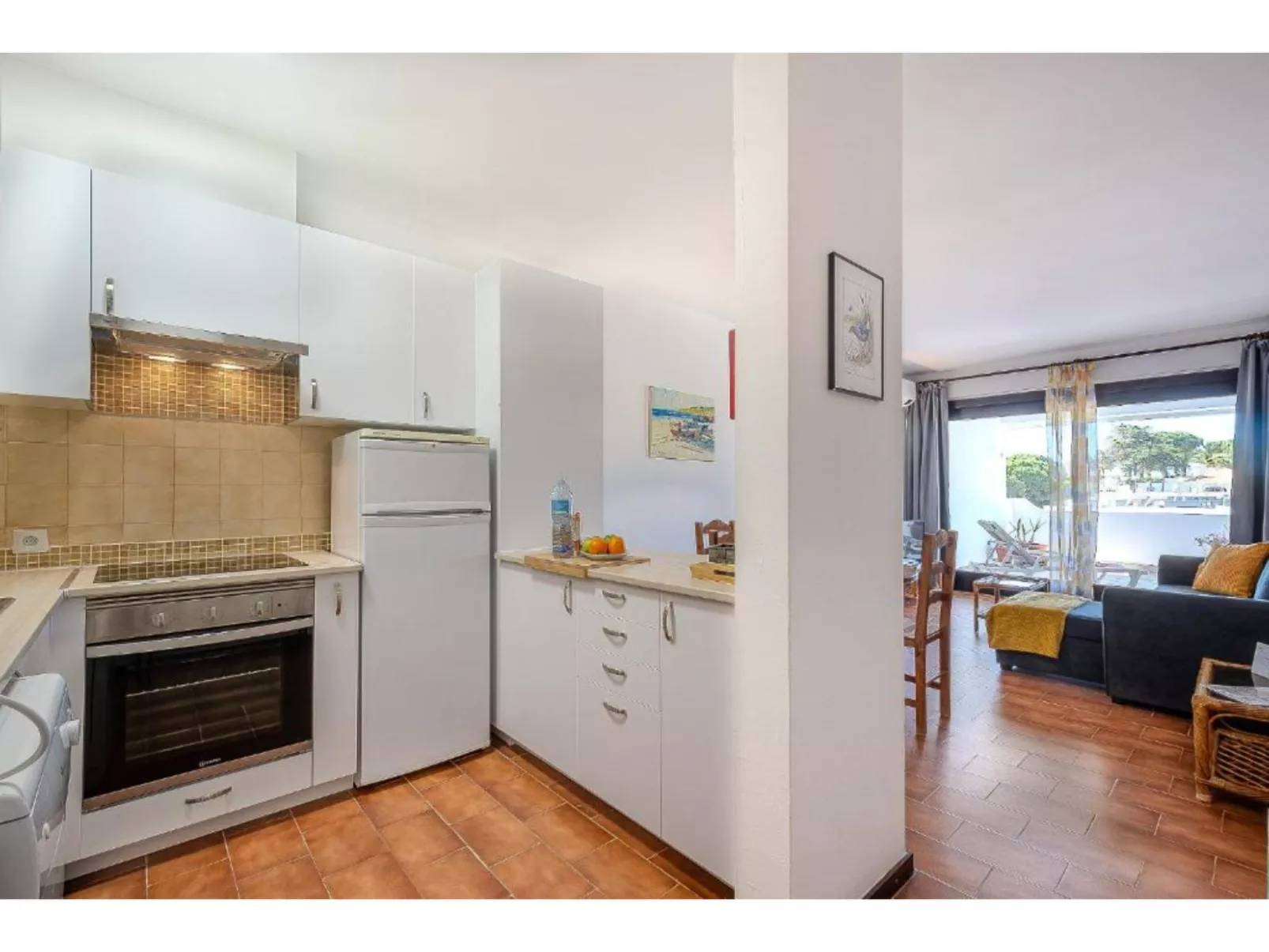 Ivone - Sunny Way-Dedans