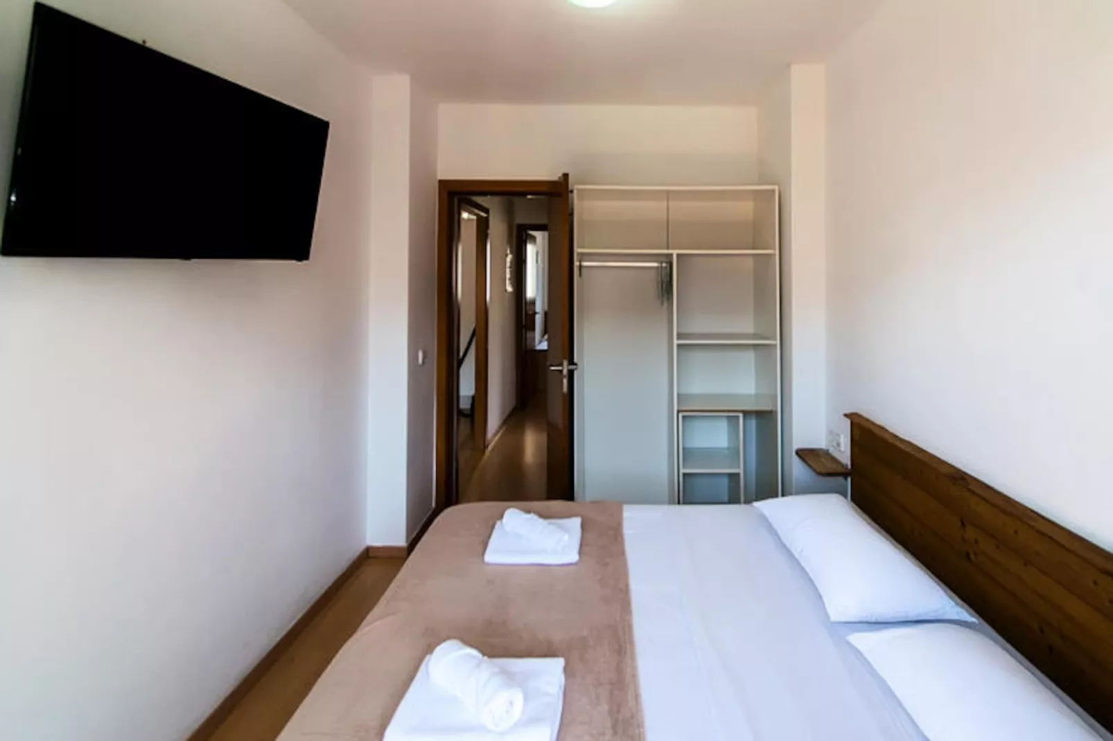 Appartements à Roses-Untagged