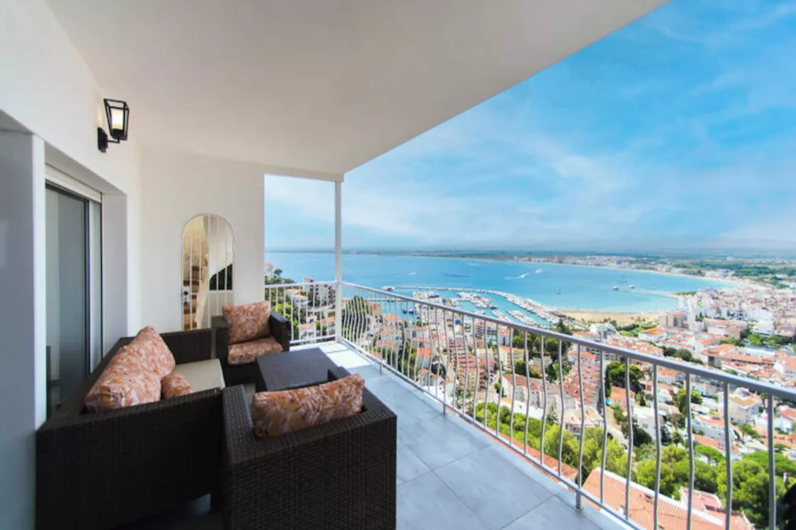 Maison à Roses-Nicht zugeordnet