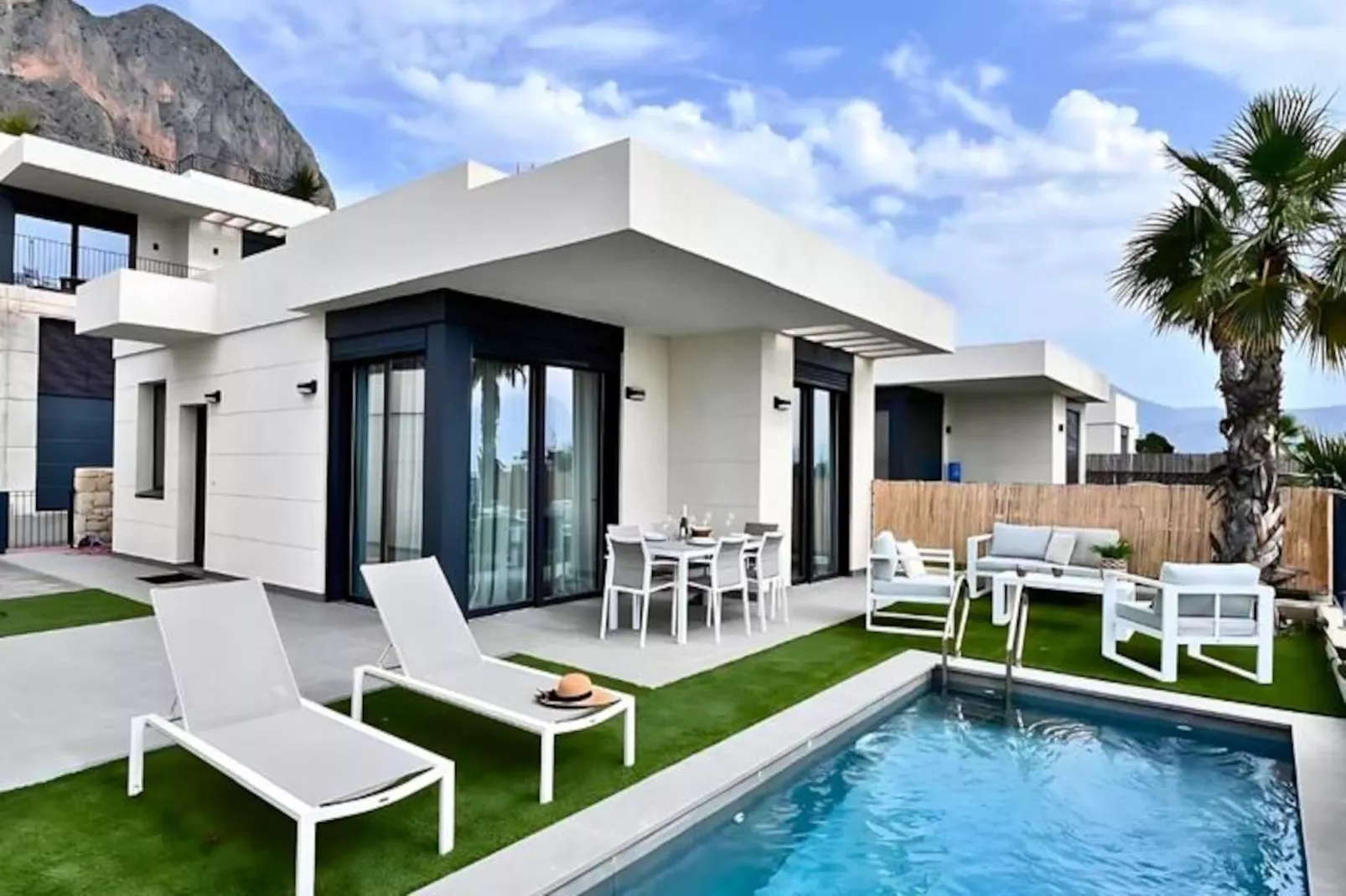 Villa Avec Piscine Priv&eacute;e Et Vues Magnifiques-Untagged