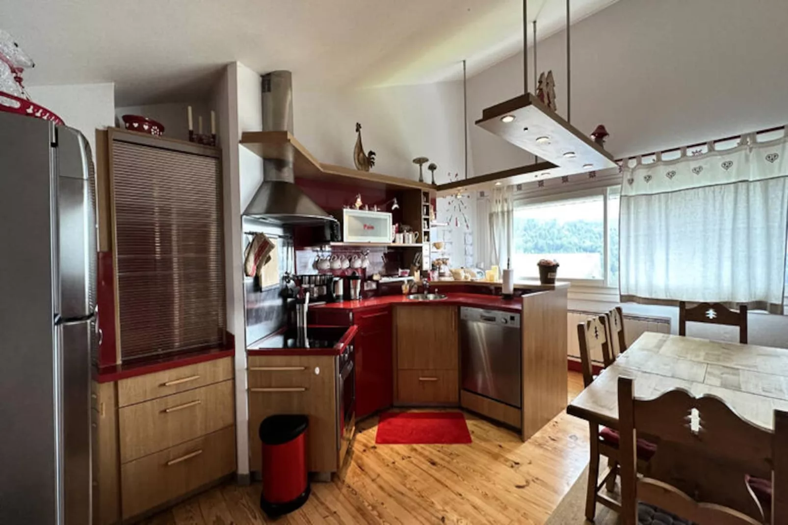 Appartements à Saint Jacques Des Blats-Nicht zugeordnet