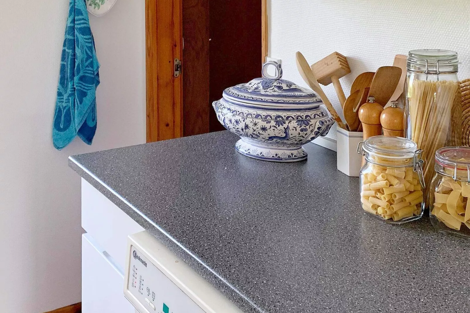 6 person holiday home in Dronningmølle-By Traum-Indoor