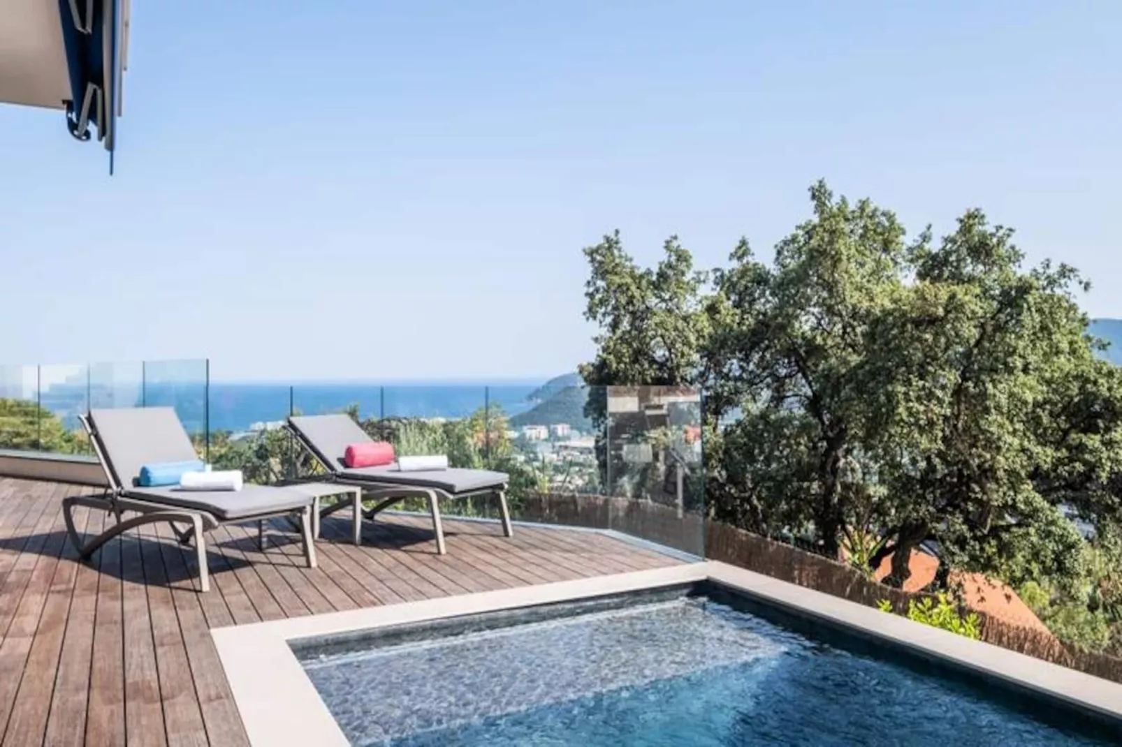 Résidence Maison D'architecte Avec Piscine Chauff&eacute;e & Sublime Vue Mer-Non tagué