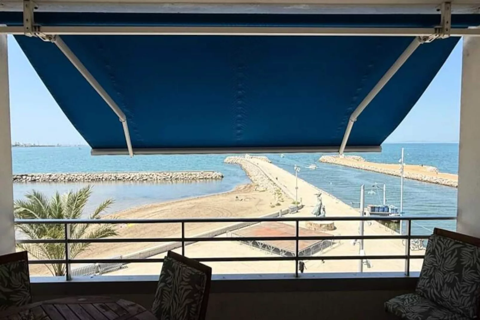 Résidence Superbe T3 Traversant Avec Terrasse Face Au Chenal Vue Mer &ndash; Imp&eacute;rial 4-Nicht zugeordnet