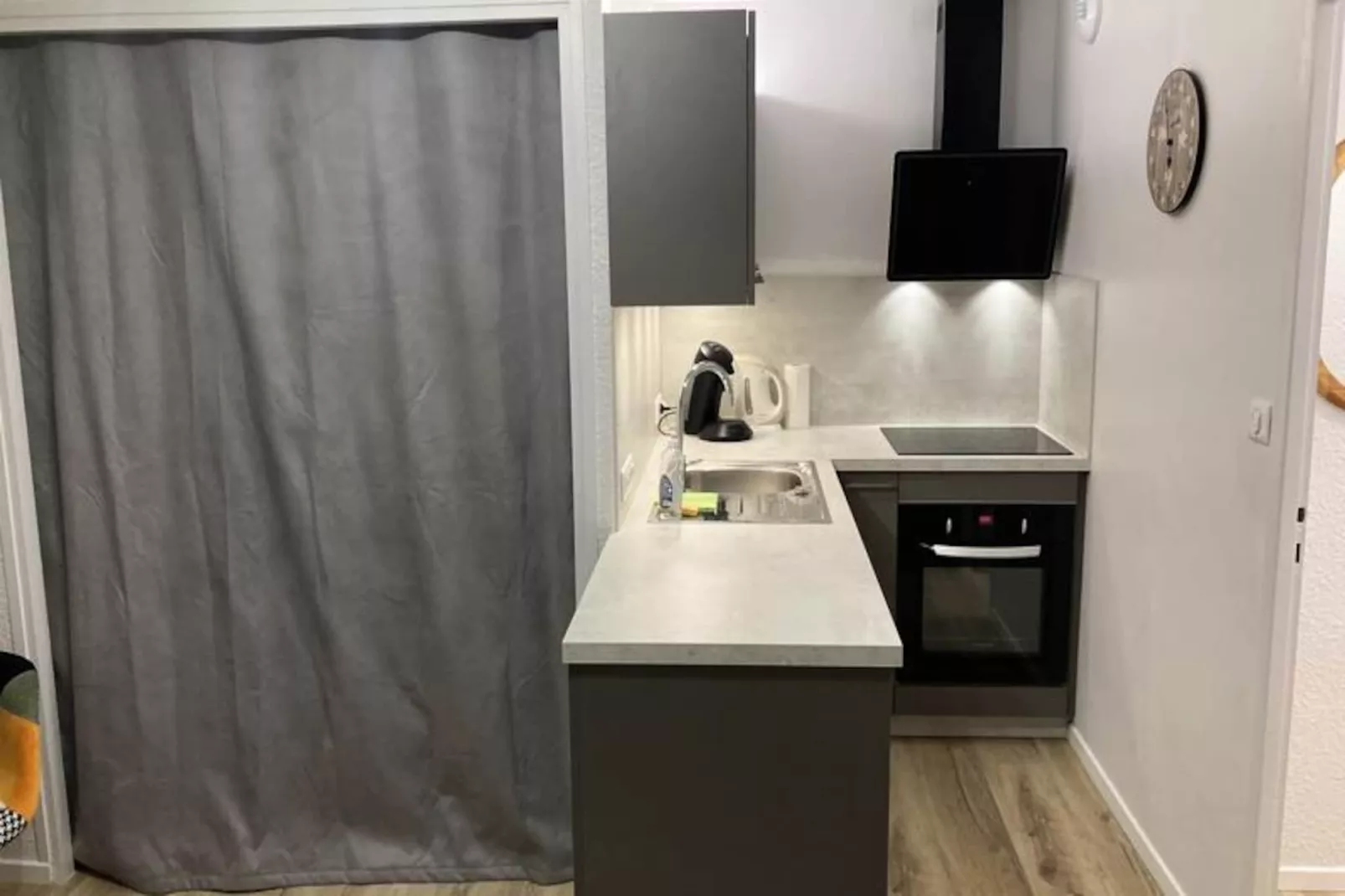 Résidence La Croix Du Sud-Nicht zugeordnet