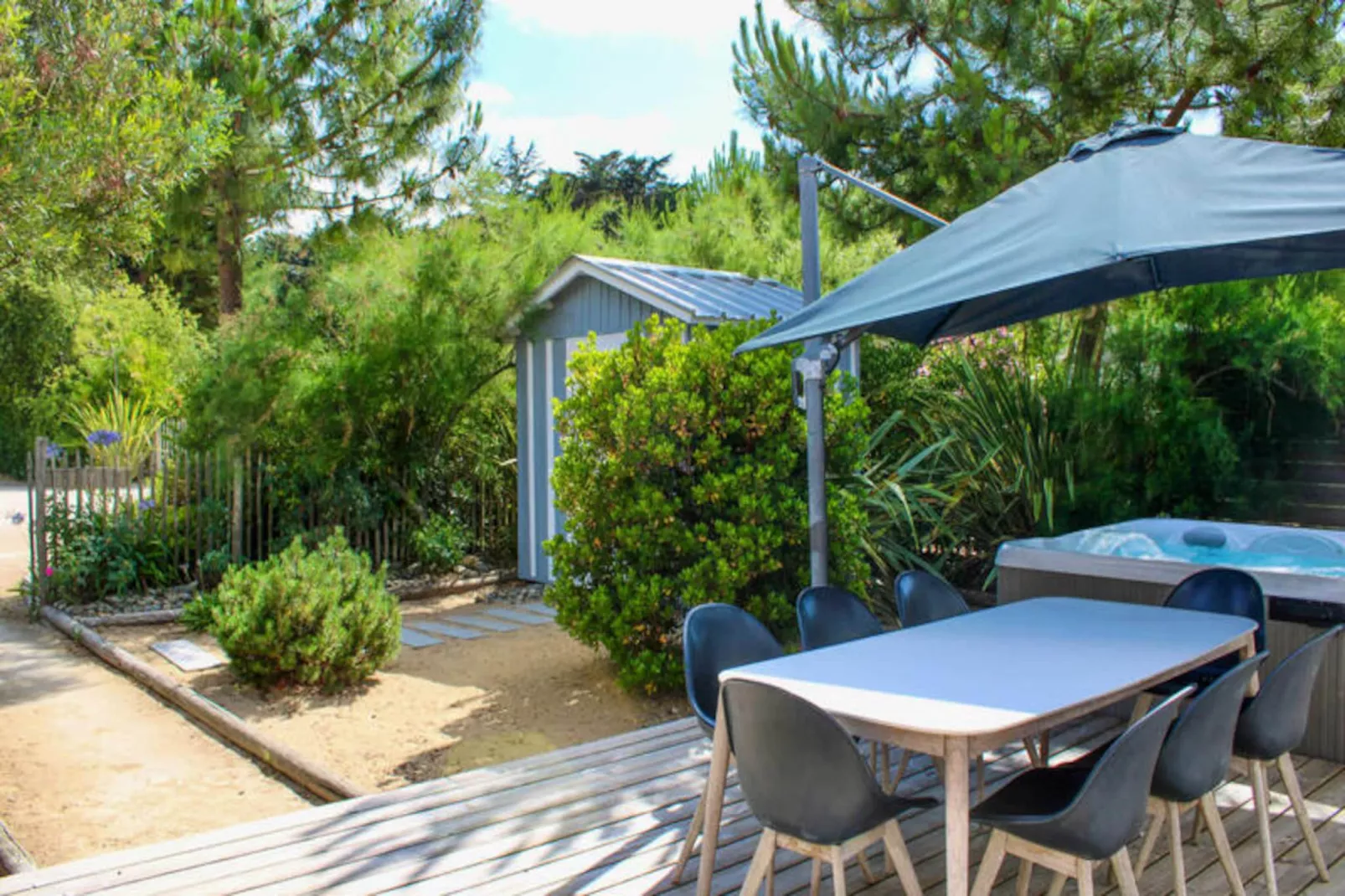 Villa Indon&eacute;sie - Domaine Le Sherwood-Untagged