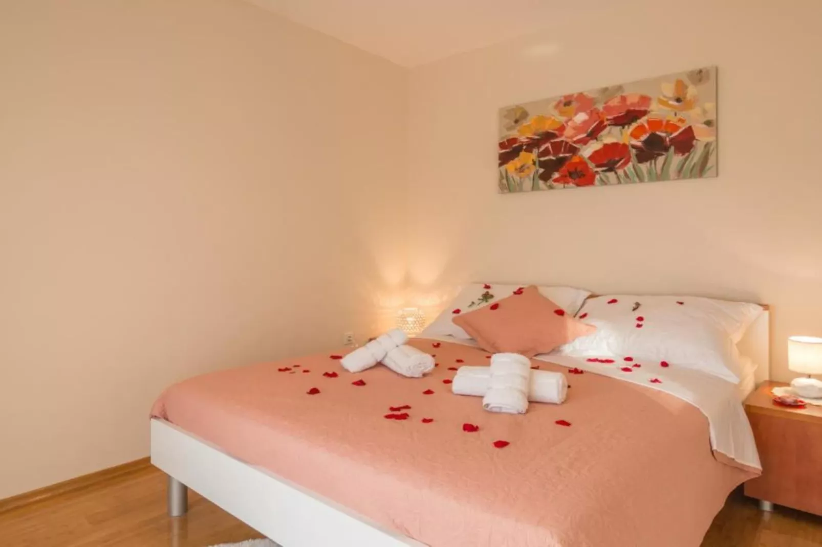 Holiday House BALEN with Swimming Pool - Six Bedroom Holiday House With Pool-Schlafzimmer