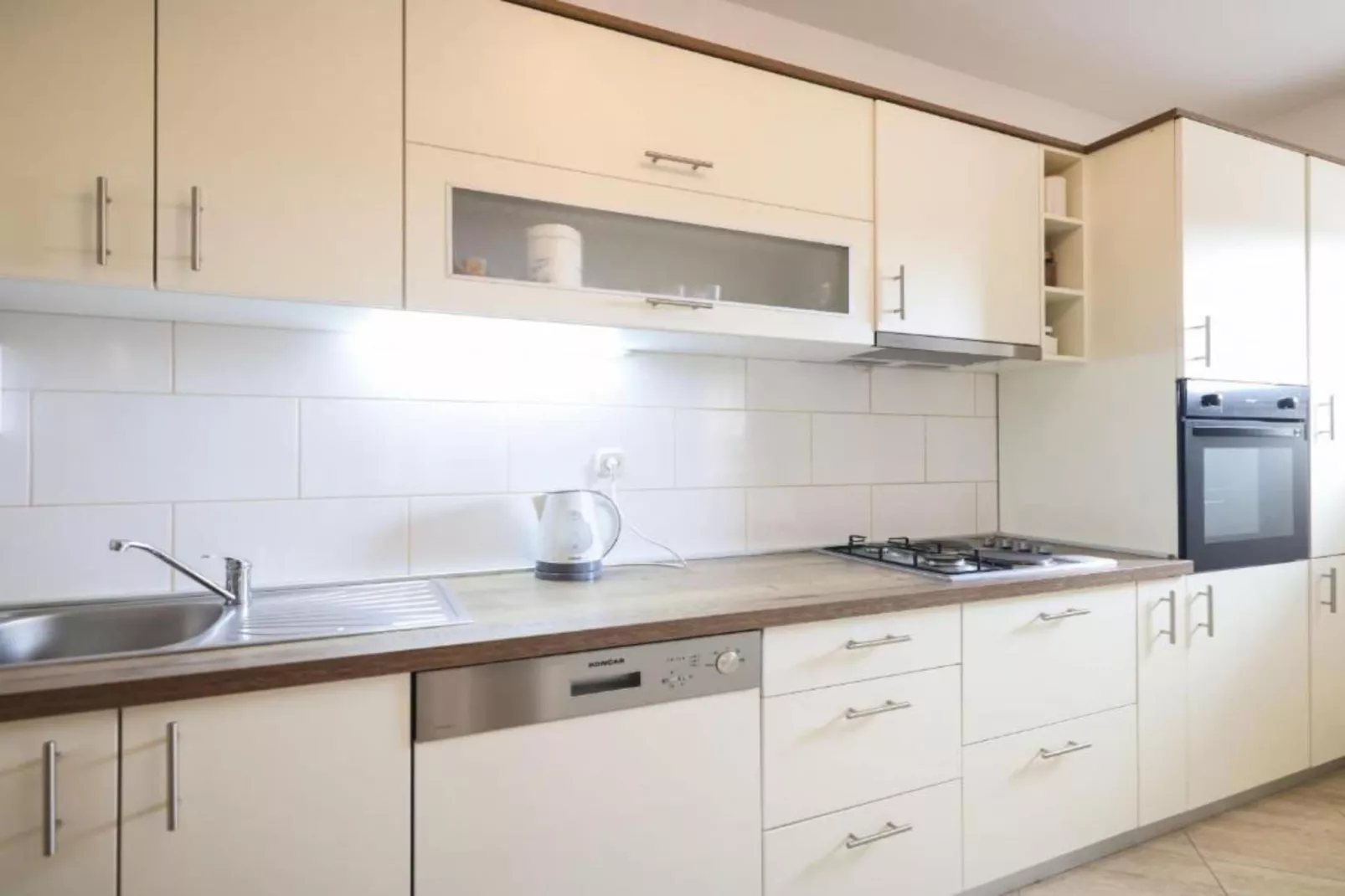 Villa Maja - Three bedroom villa with pool-Küche