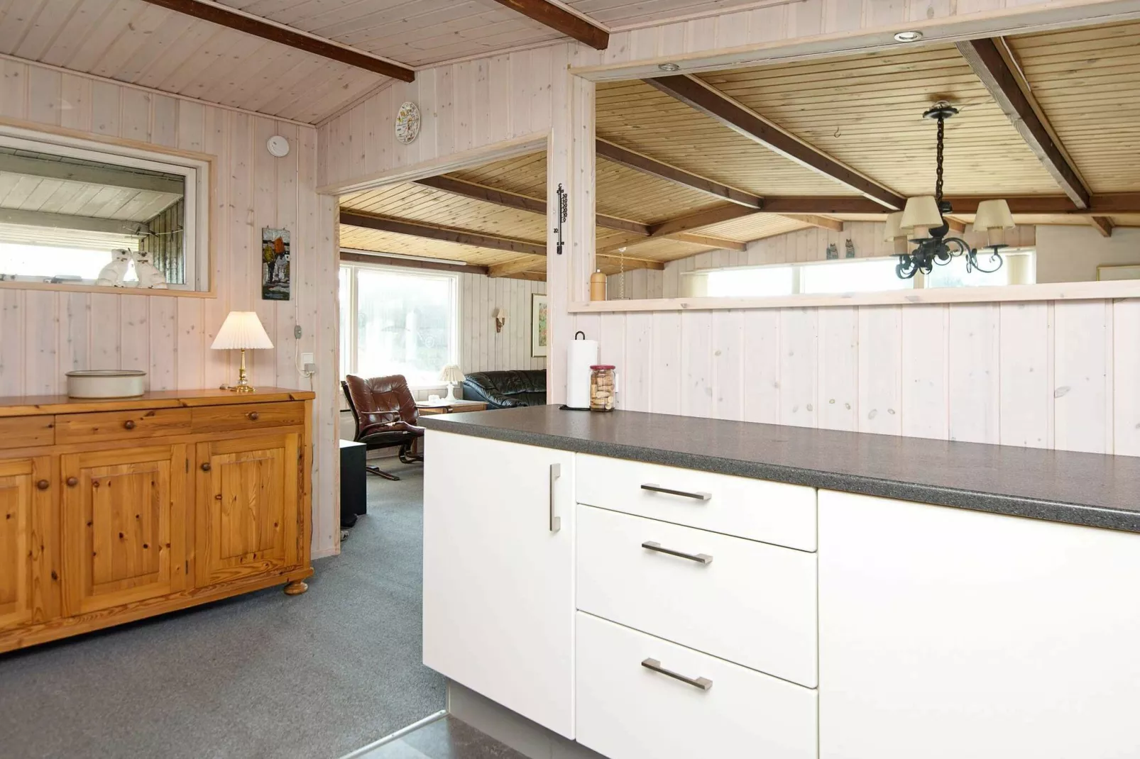 Tranquil Beach Cottage in Rindby-By Traum-Indoor