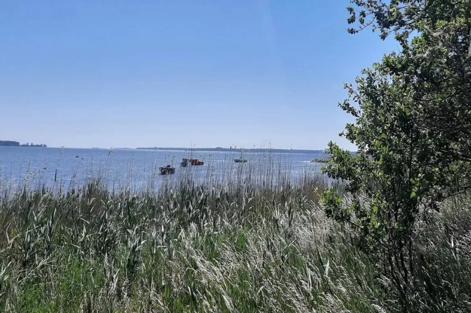 3 room, close to the sea/dike-Water view