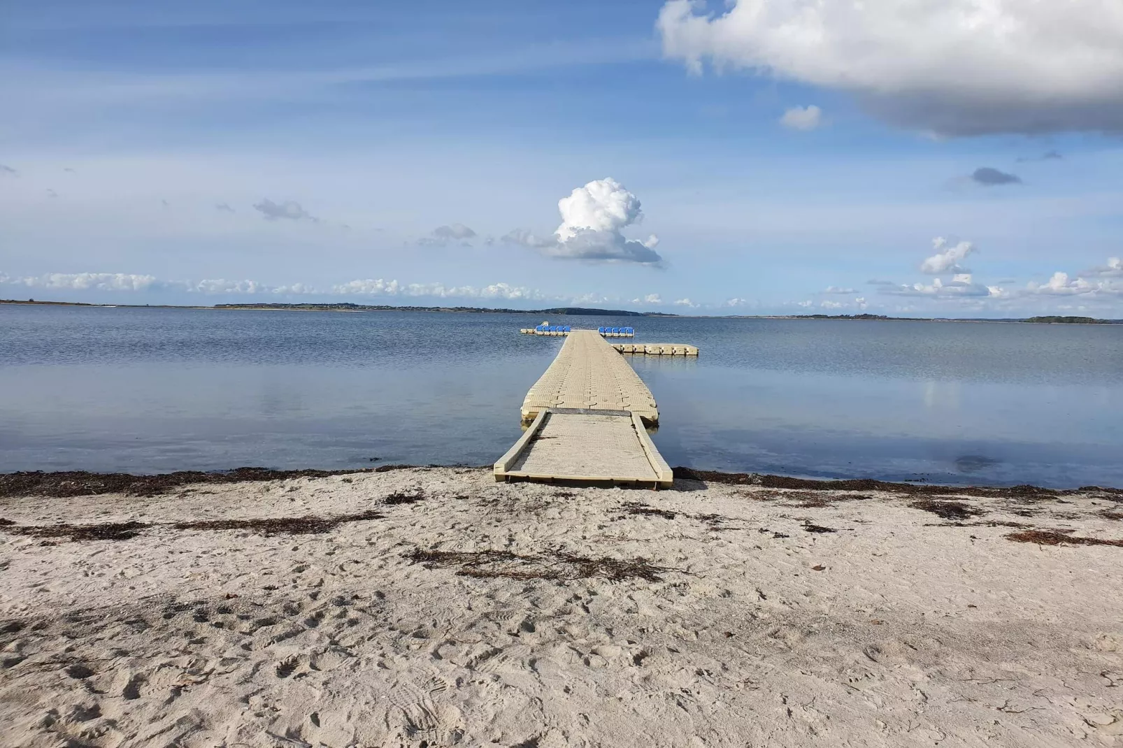 Luxury Retreat by the Sea - By Traum Ferienwohnungen-Water view