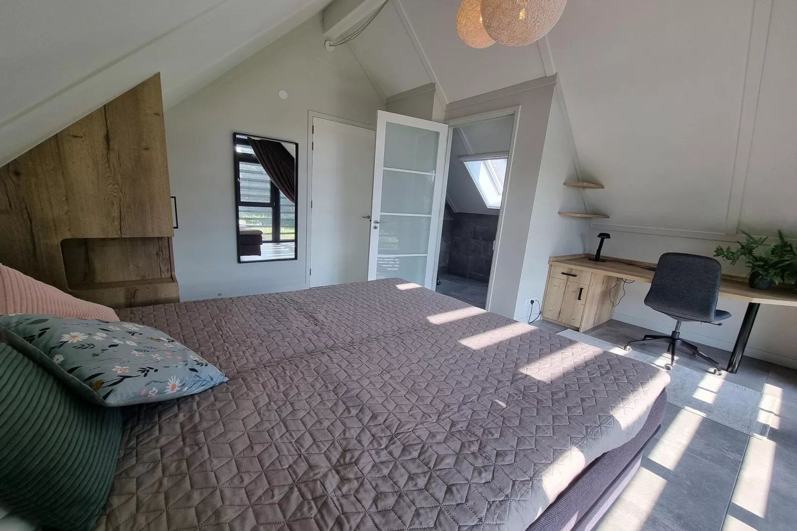 Watervilla Tweintich-Bedroom