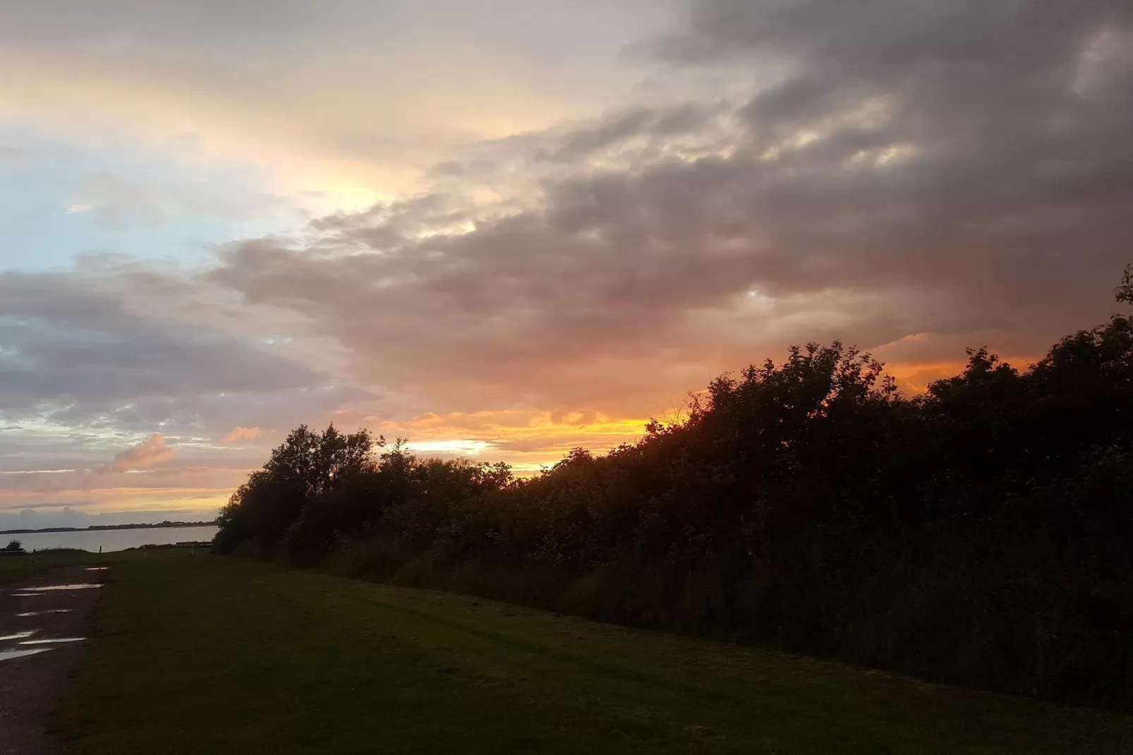 FeWo Lemk 16 1 OG-Areas within 1km in summer