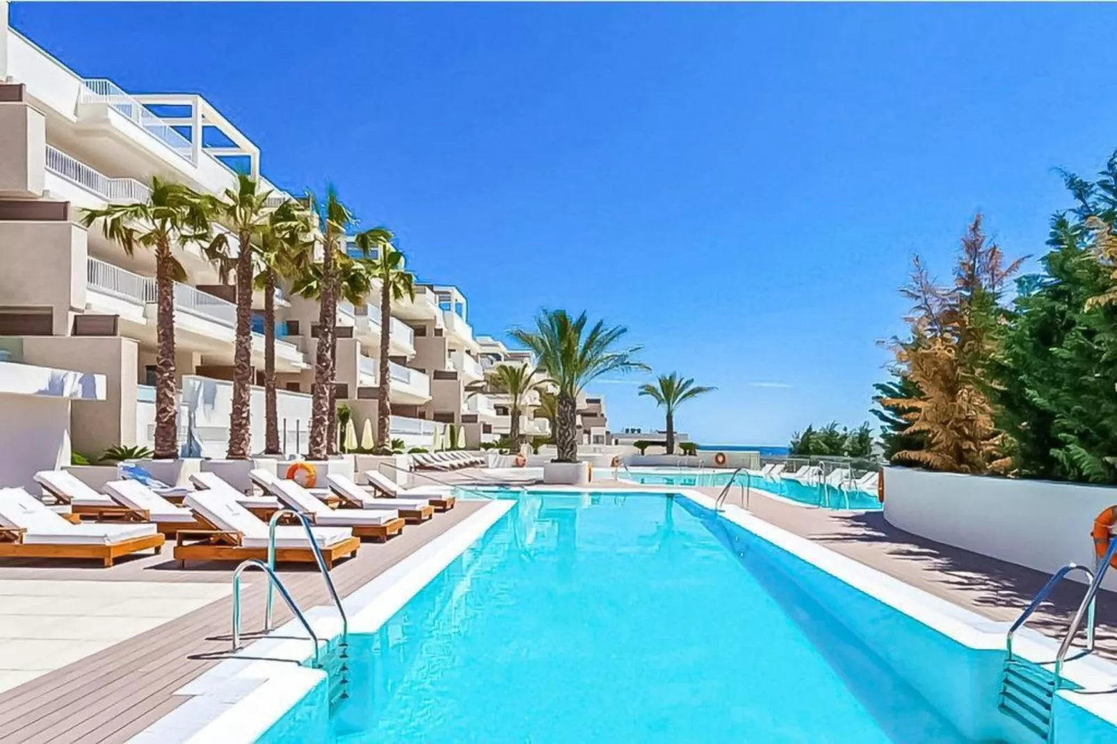 CT 158 - Lotus Jardinana-Piscine