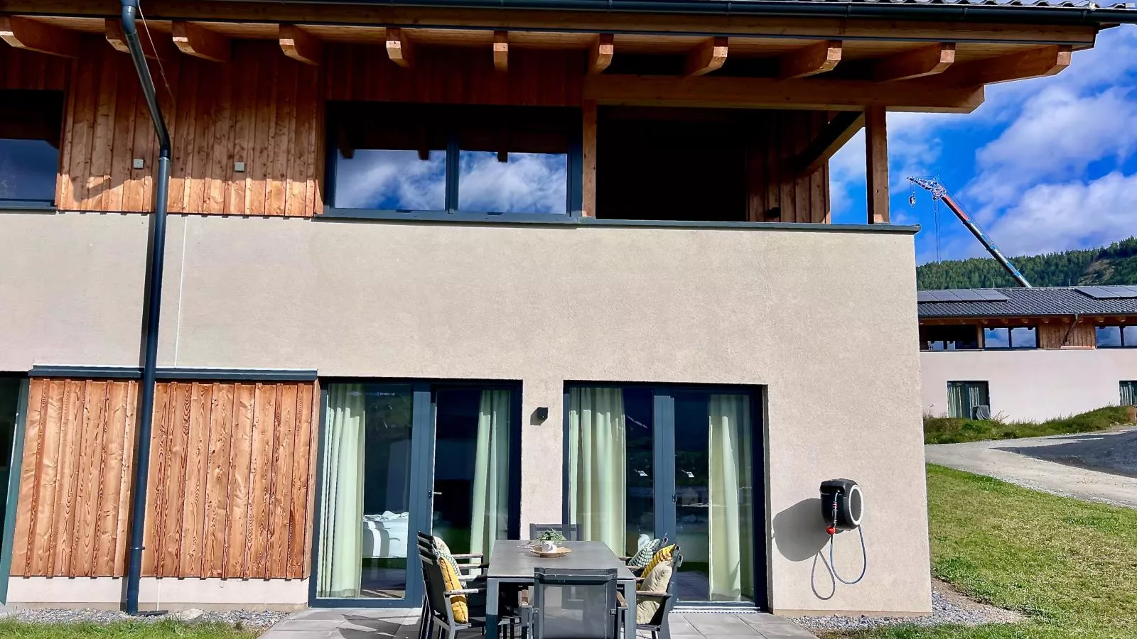 Grebenzen Lodge Pabstin 36B-Exterior in summer