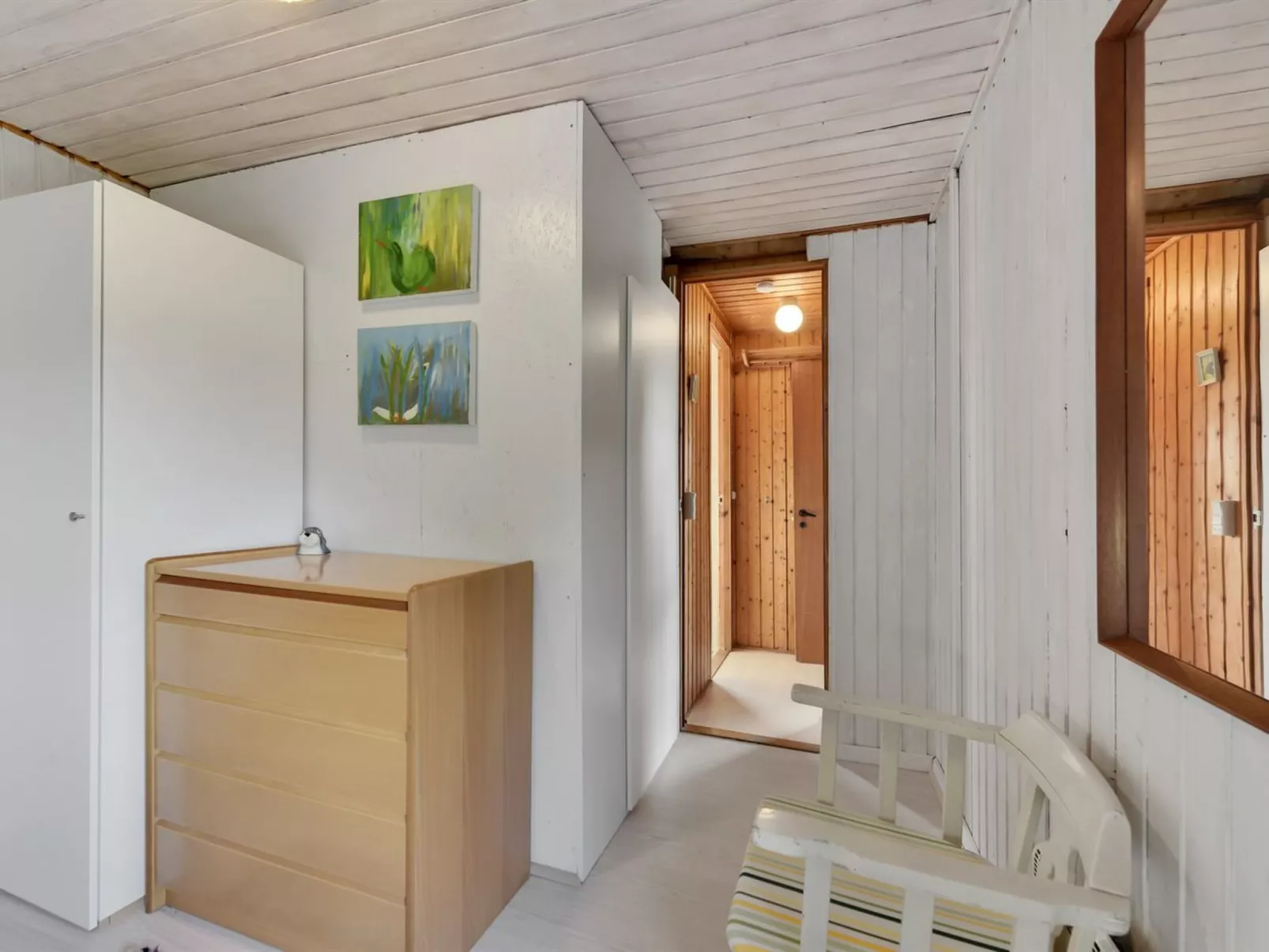 "Vamika" - 400m to the fjord-Dedans