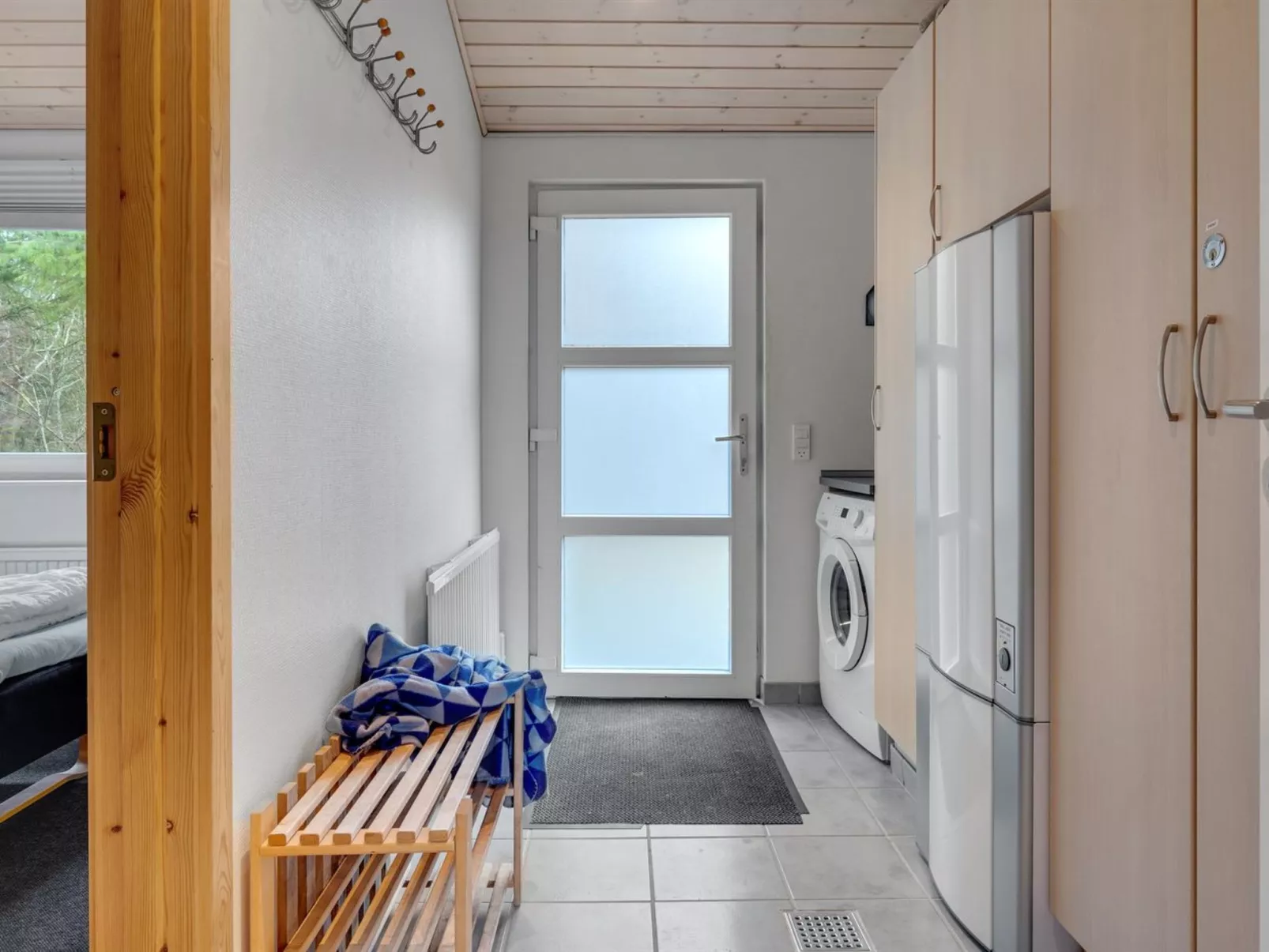 "Awenita" - 50m to the fjord-Inside