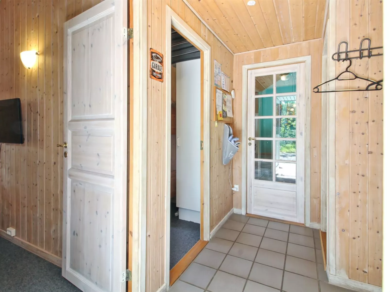 "Thordo" - 2.4km from the sea-Inside