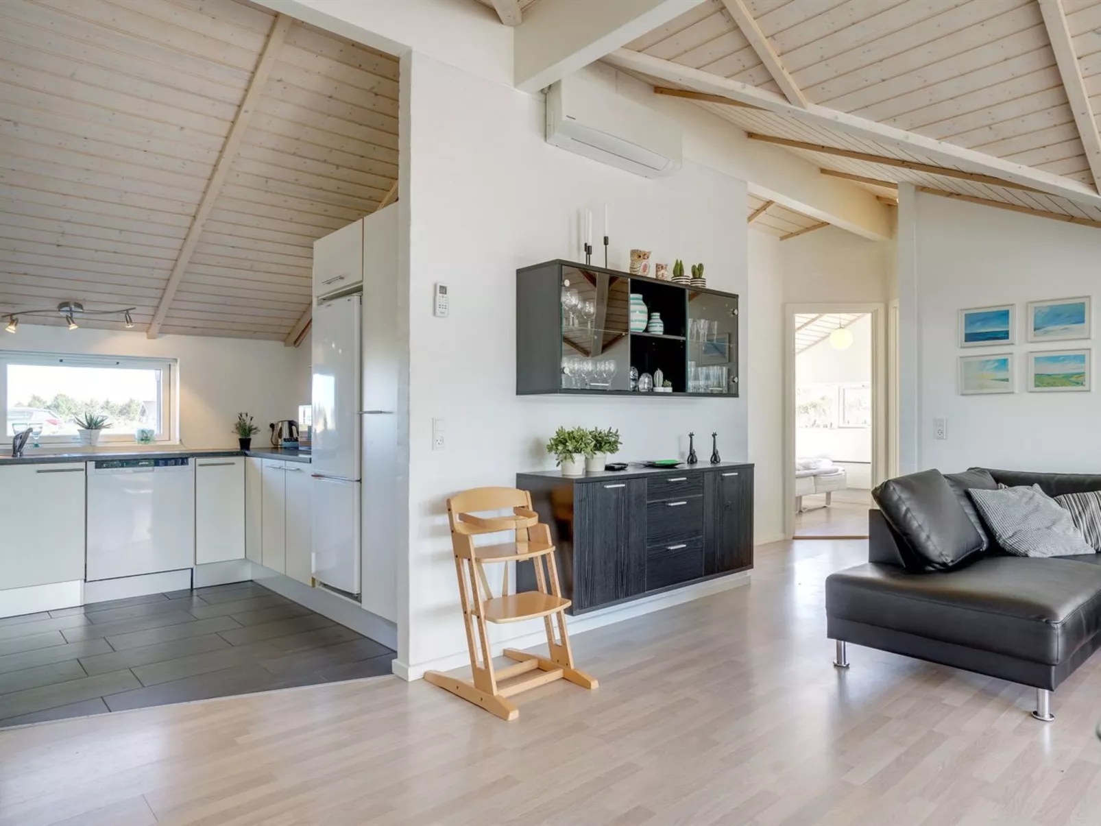 "Aria" - 1.2km from the sea-Drinnen