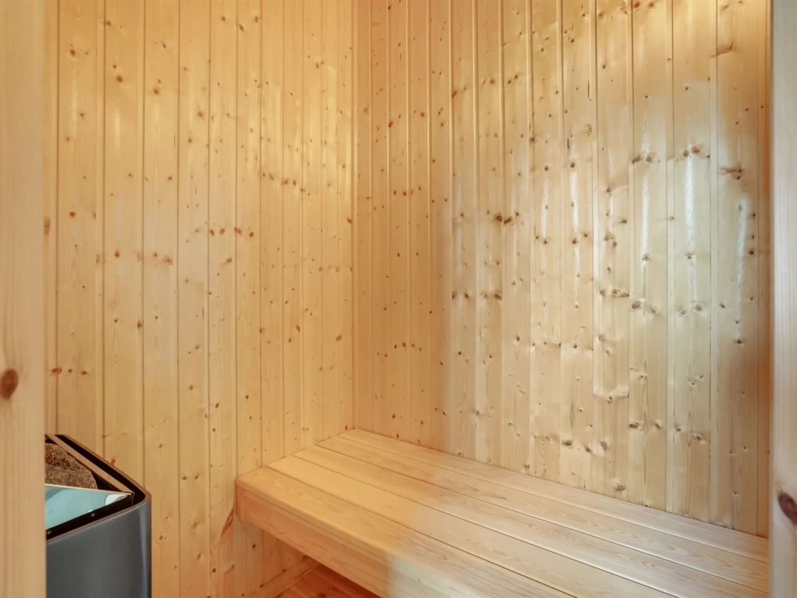 "Bessi" - 700m from the sea-Inside