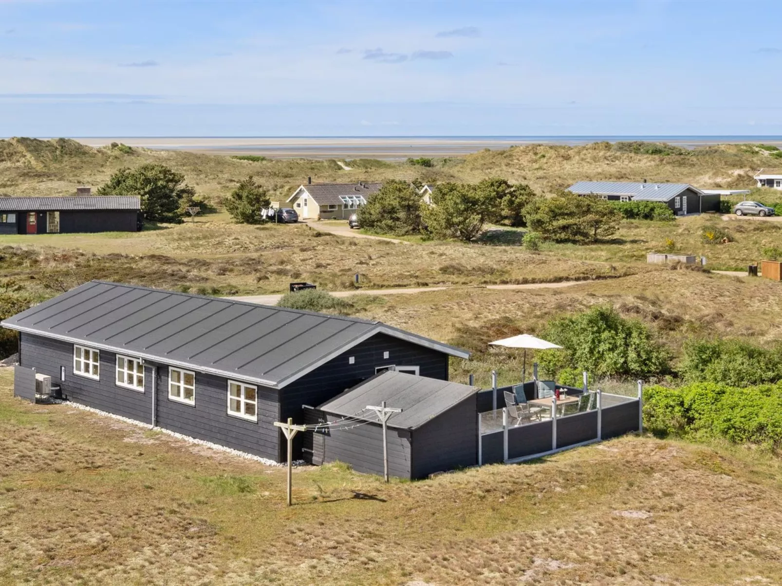 "Anton" - 1.5km from the sea-Draußen