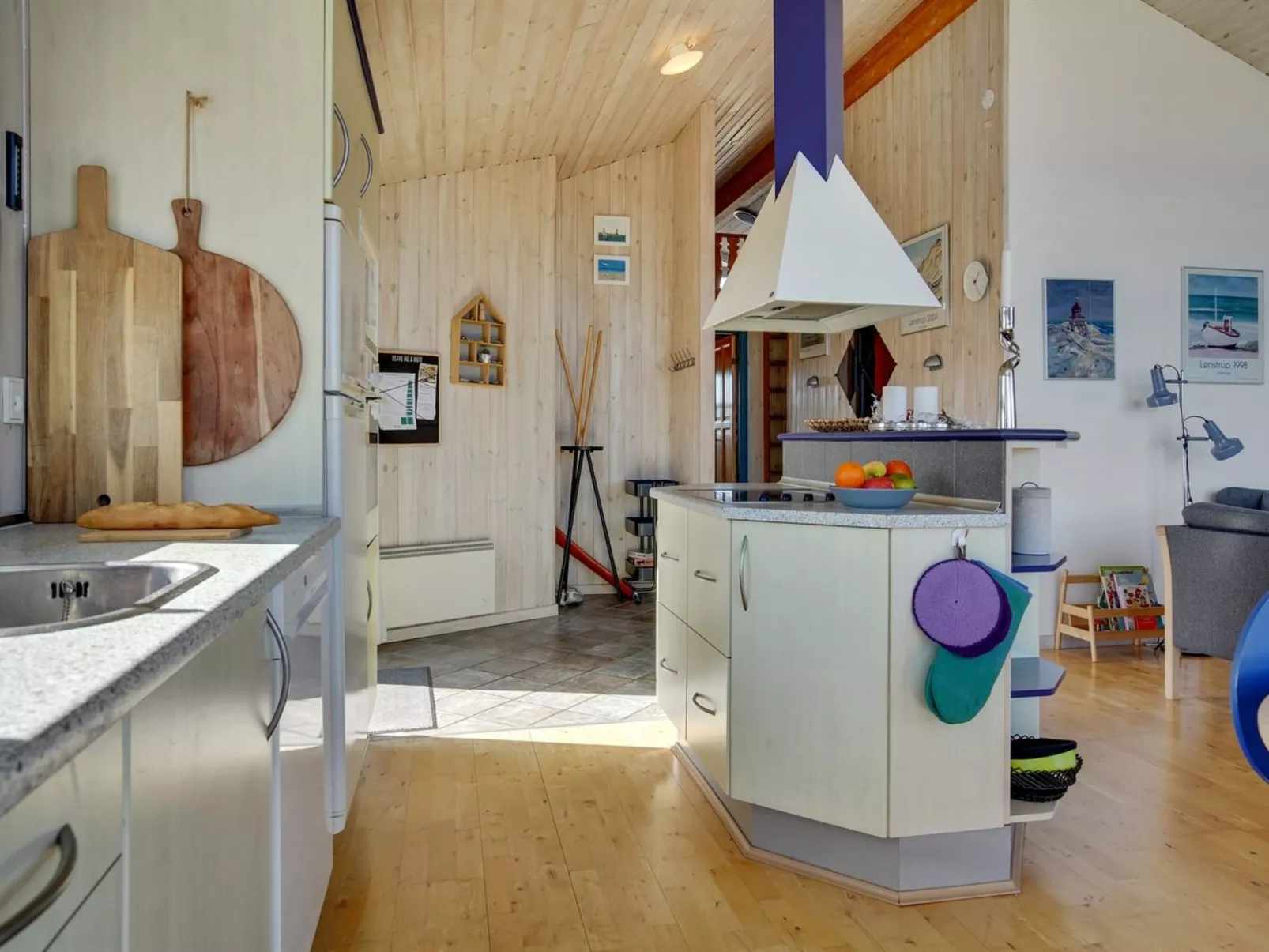 "Zafirka" - 364m from the sea-Inside