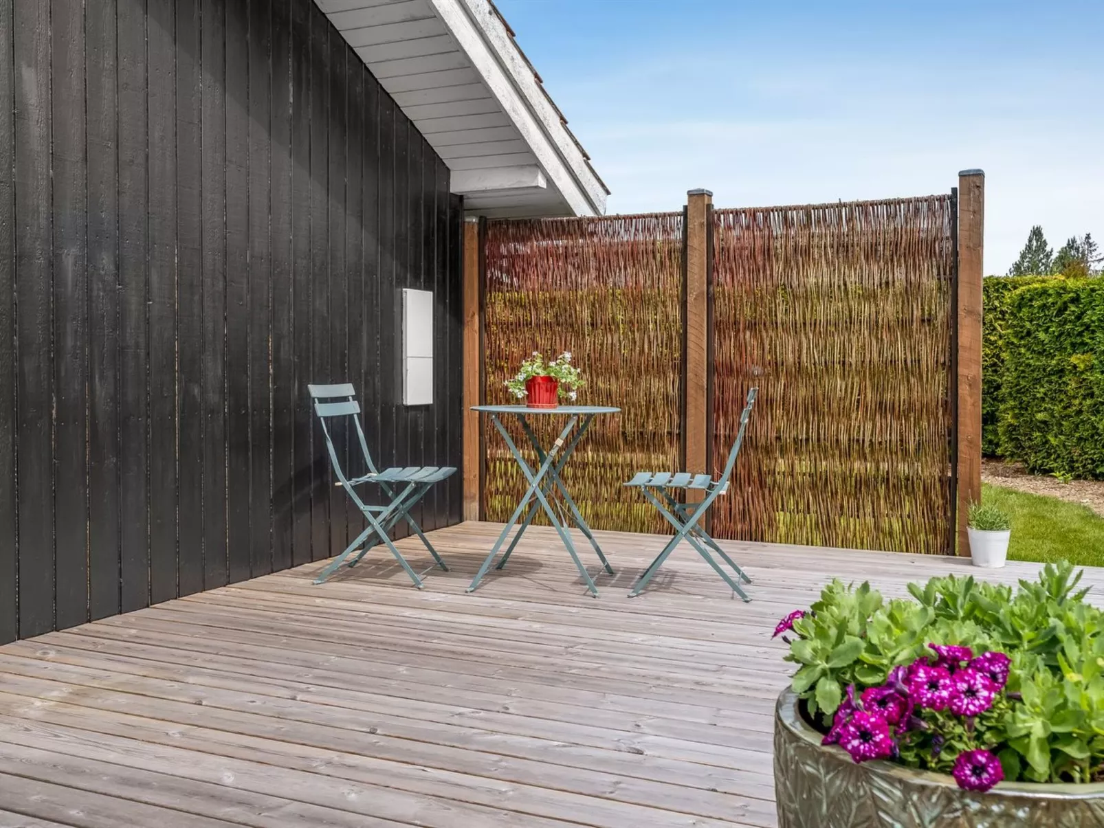 "Egino" - 1km from the sea-Outside