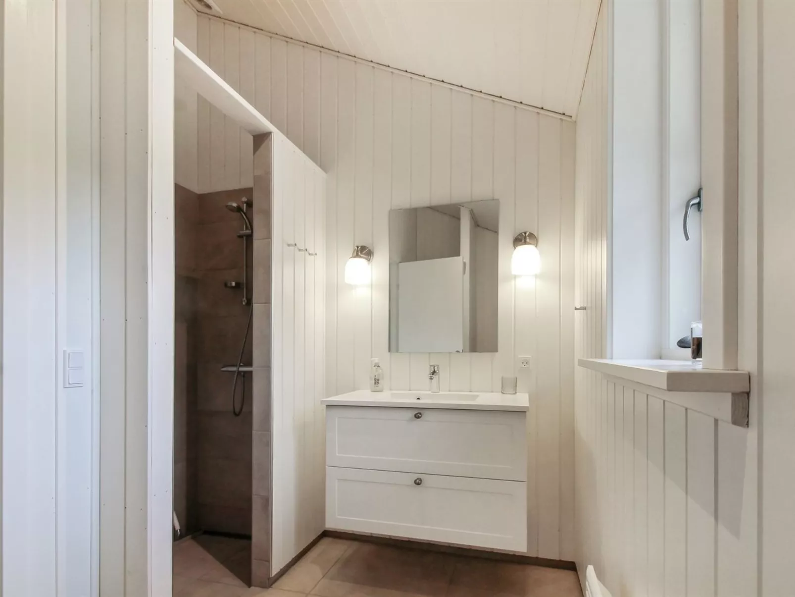 "Colette" - 700m from the sea-Drinnen