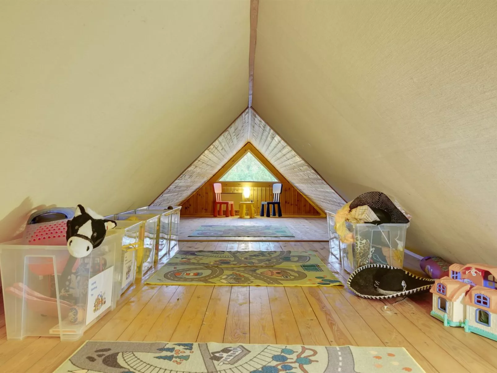 "Ingalil" - 650m from the sea-Inside