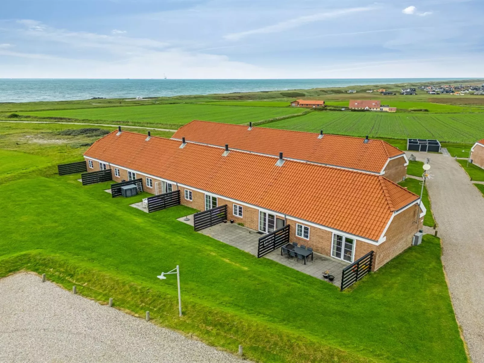 "Smeralda" - 200m from the sea-Outside