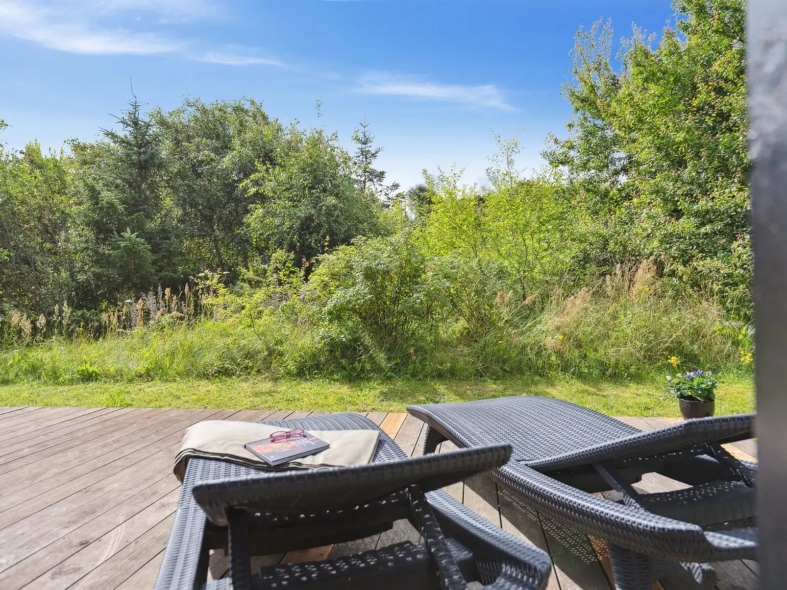 "Herdie" - 900m from the sea-Draußen