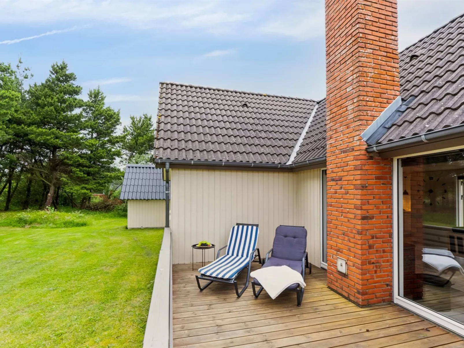 "Sigwid" - 2.7km from the sea-Outside