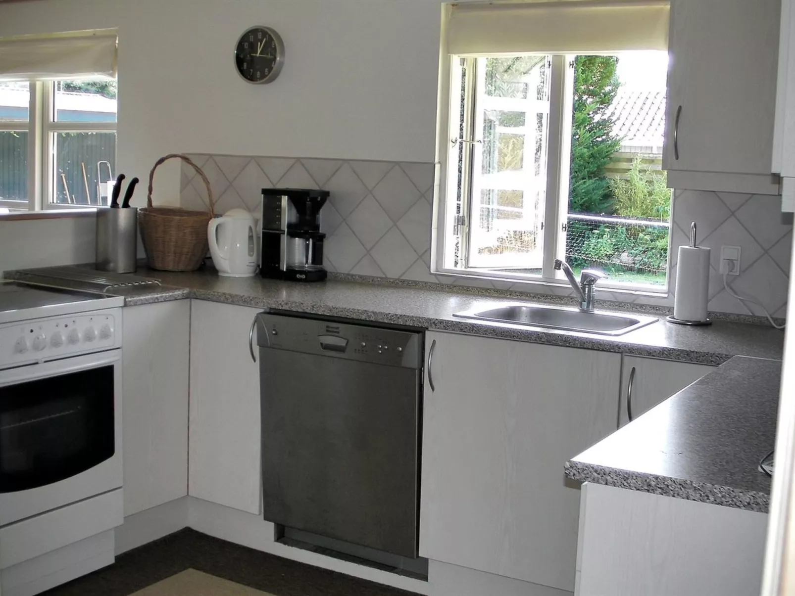 "Nitis" - 200m from the sea-Inside