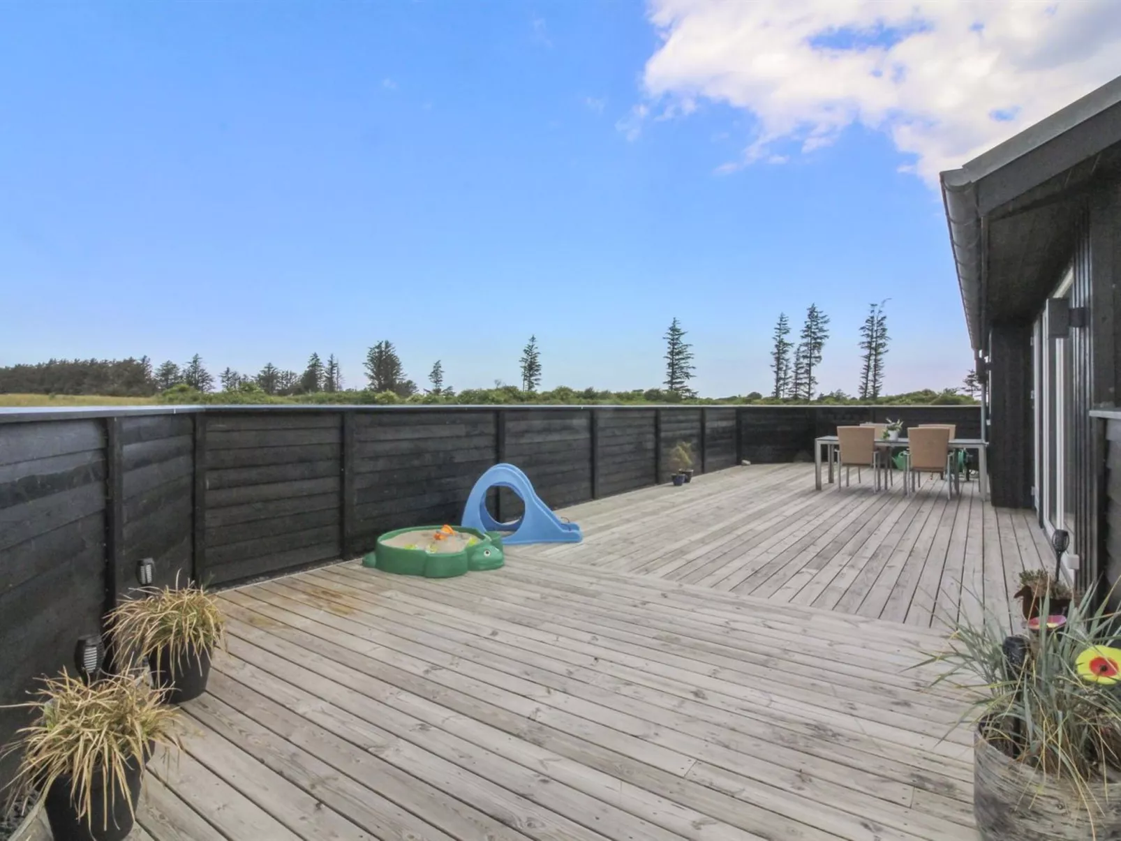 "Minna" - 975m from the sea-Dehors