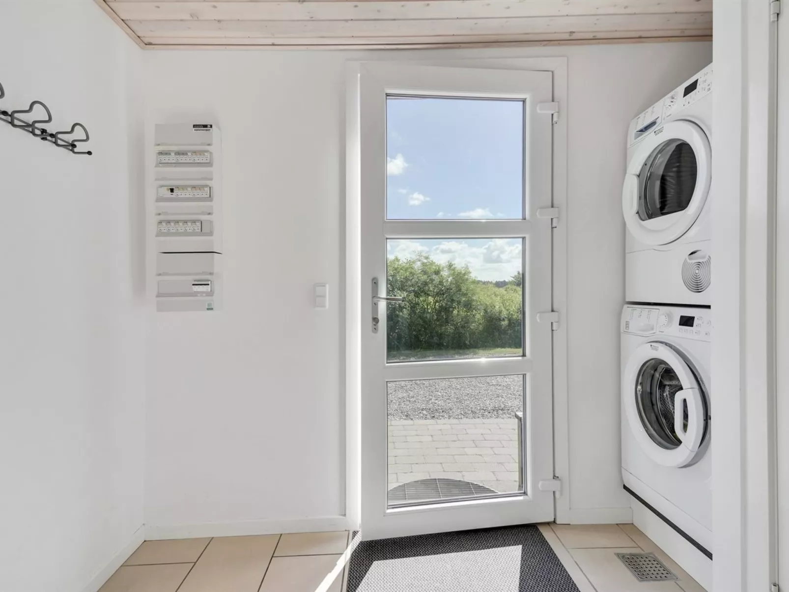 "Vitori" - 800m from the sea-Inside