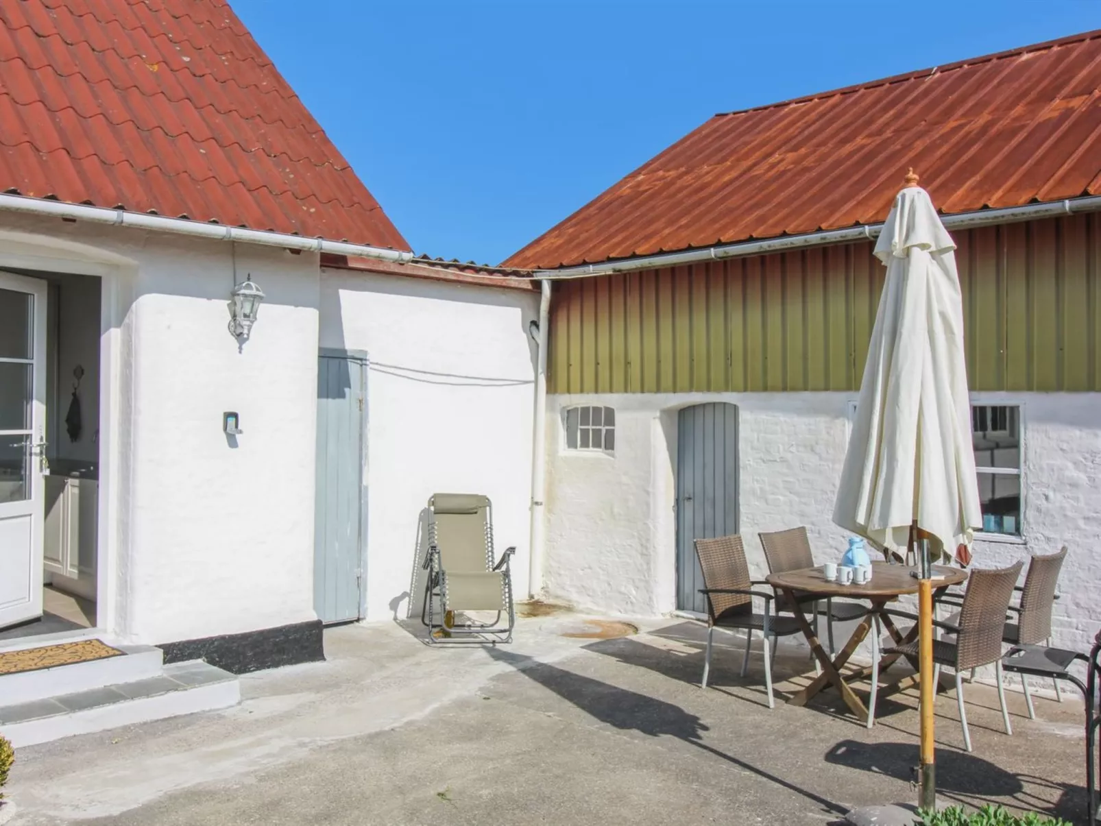 "Fraþulf" - 6km from the sea-Dehors