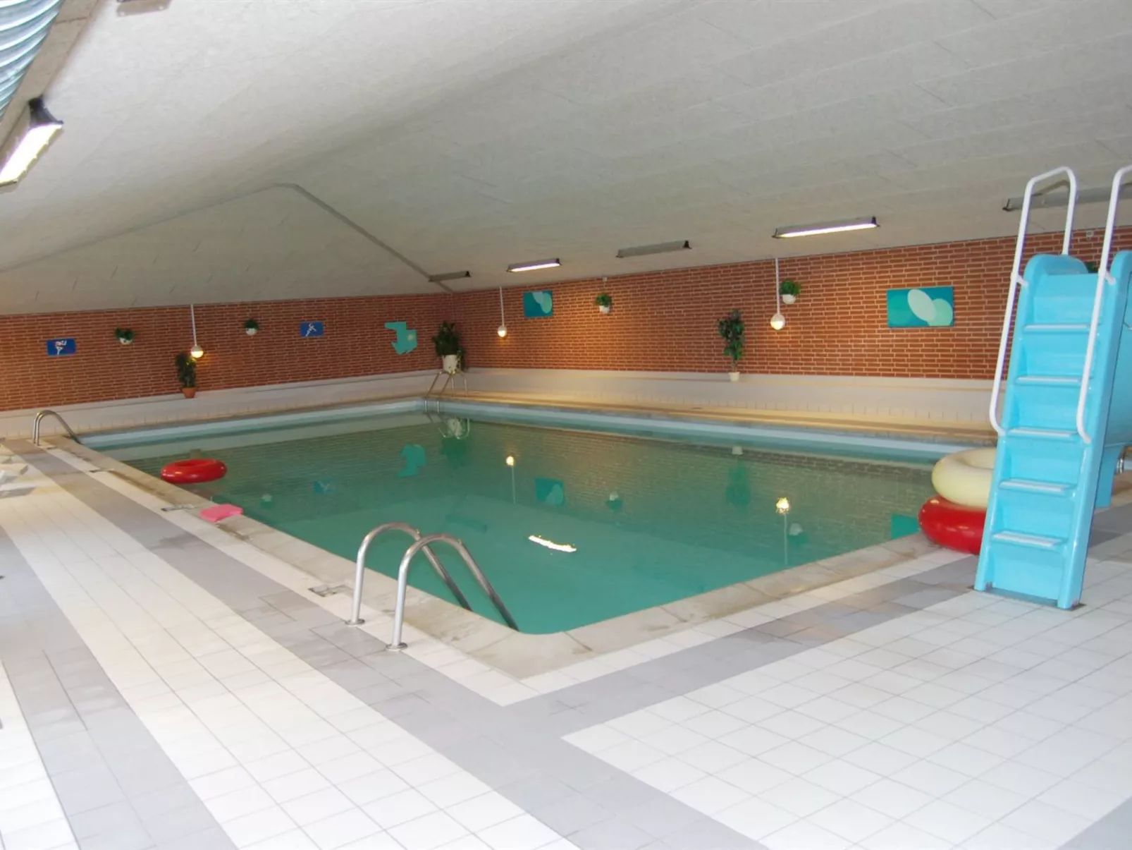 "Mildred" - 2.3km from the sea-Draußen