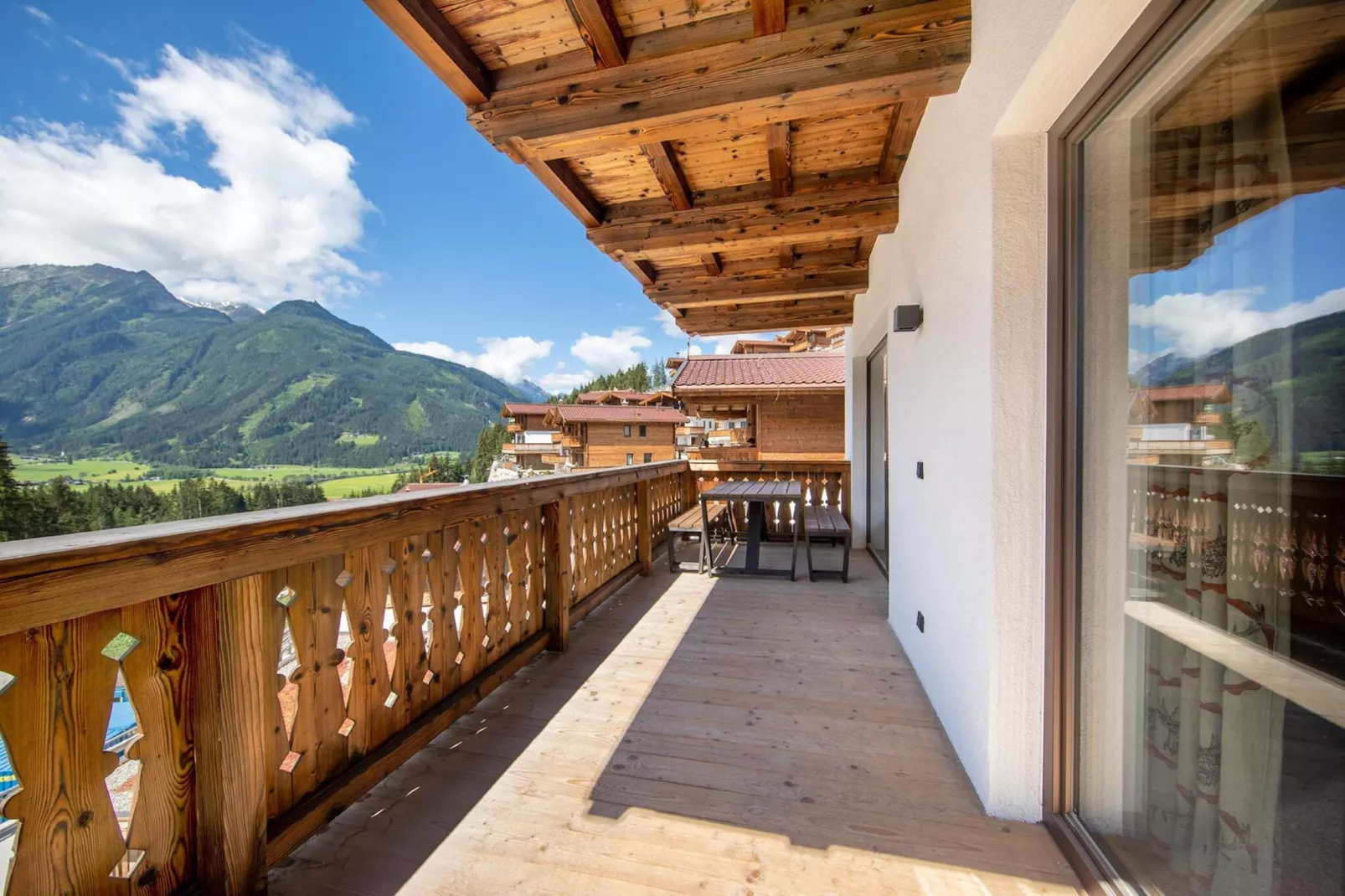 Nationalpark Chalet Ochsenbug-Terrace balcony