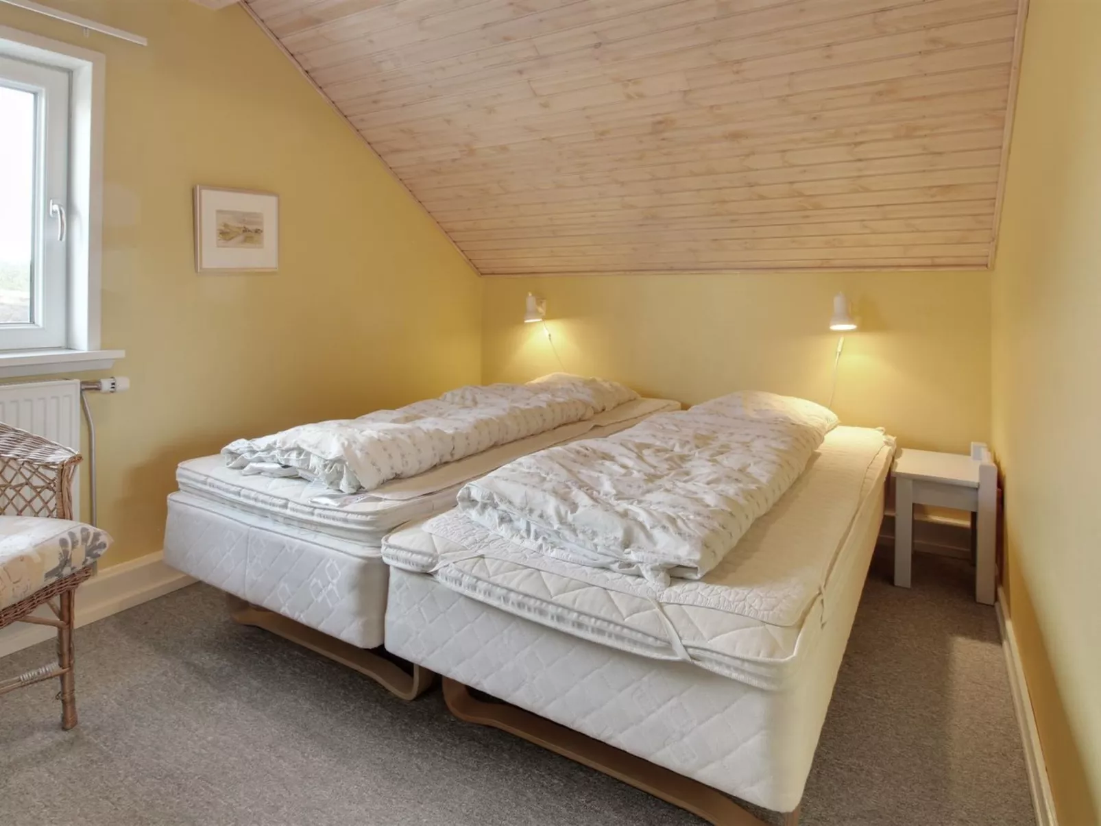 "Aya" - 2.3km from the sea-Inside