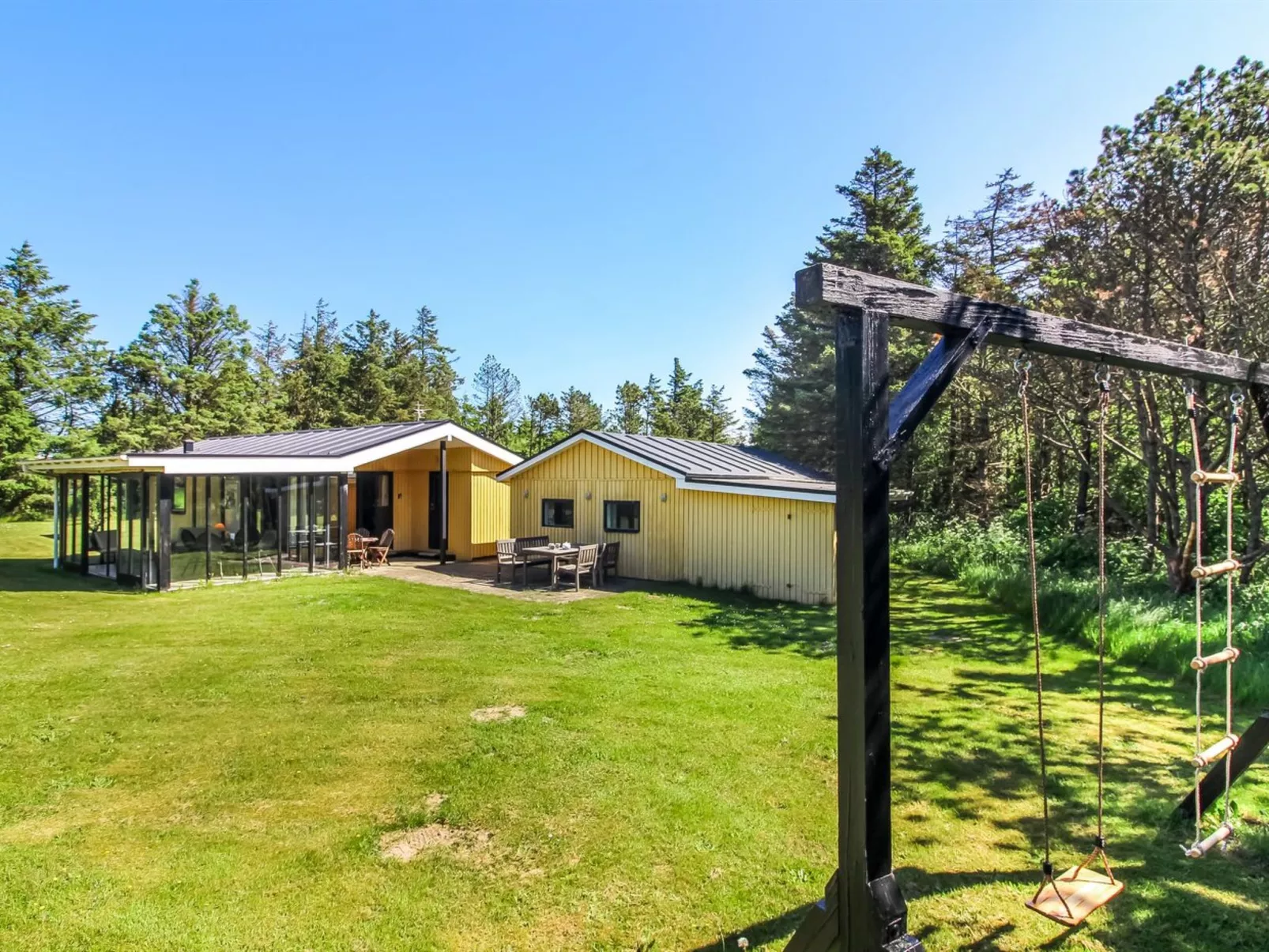 "Biergh" - 600m from the sea-Outside