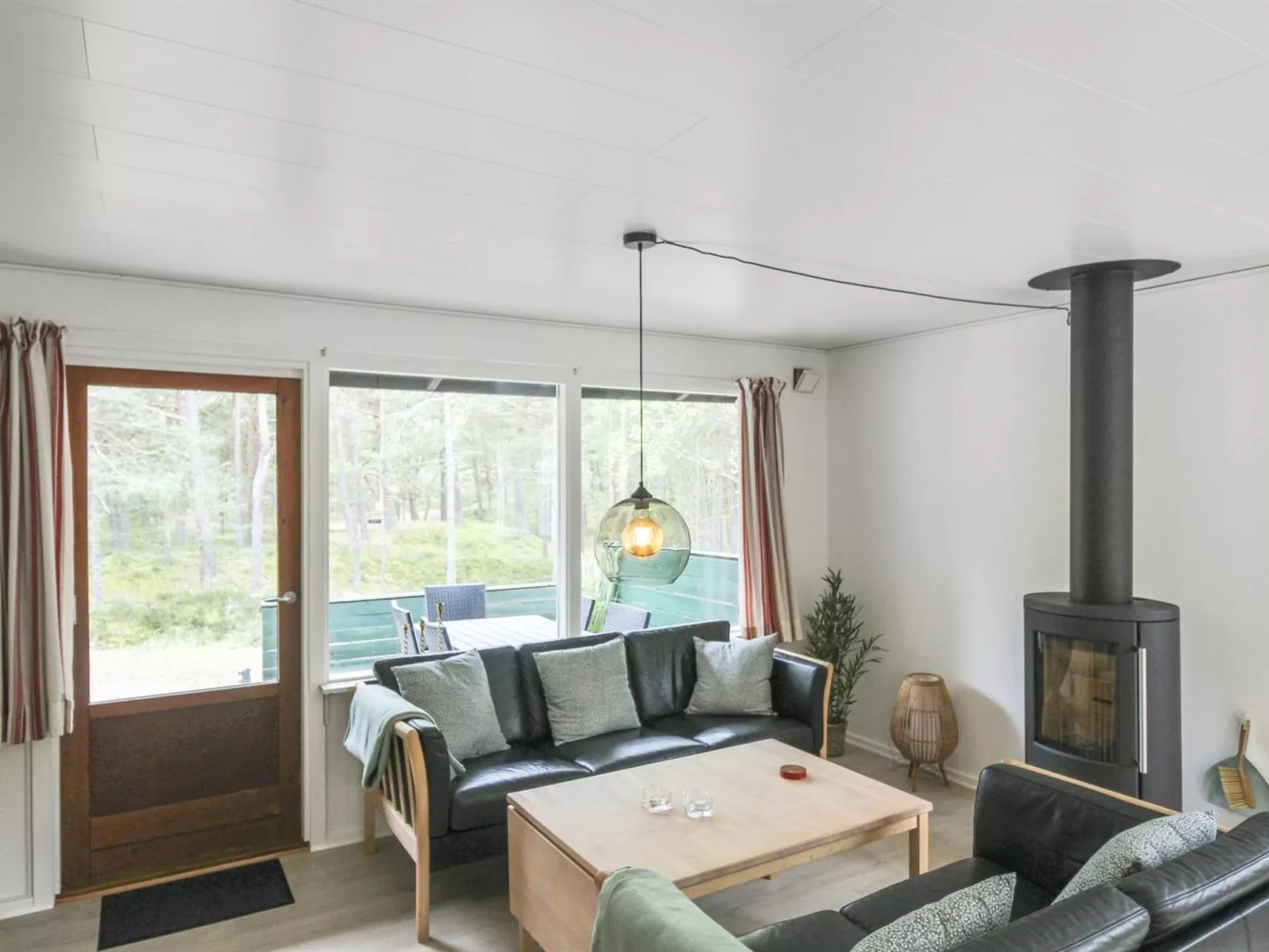 "Michel" - 300m from the sea-Inside