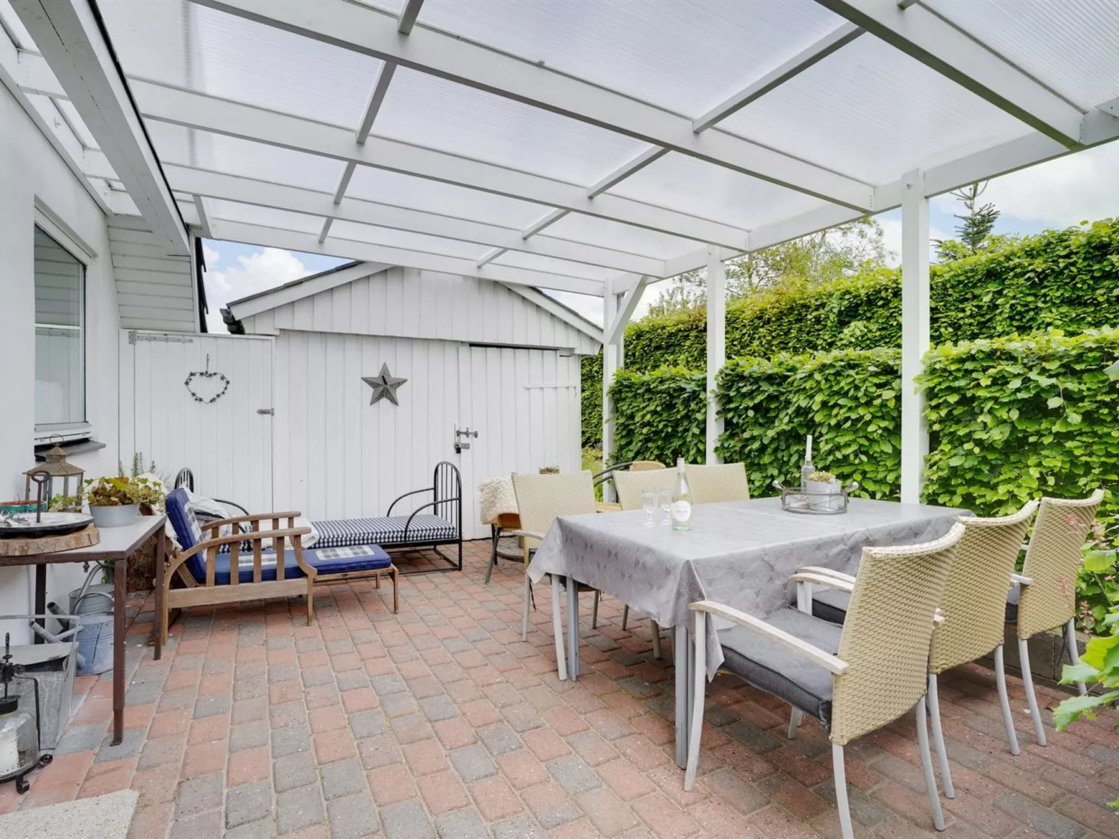 "Tamer" - 500m to the fjord-Draußen