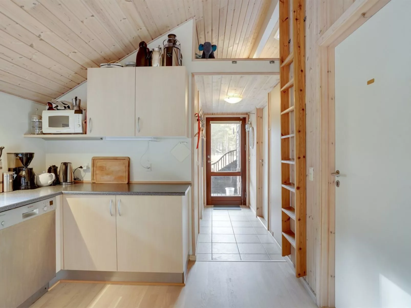 "Matine" - 800m from the sea-Inside