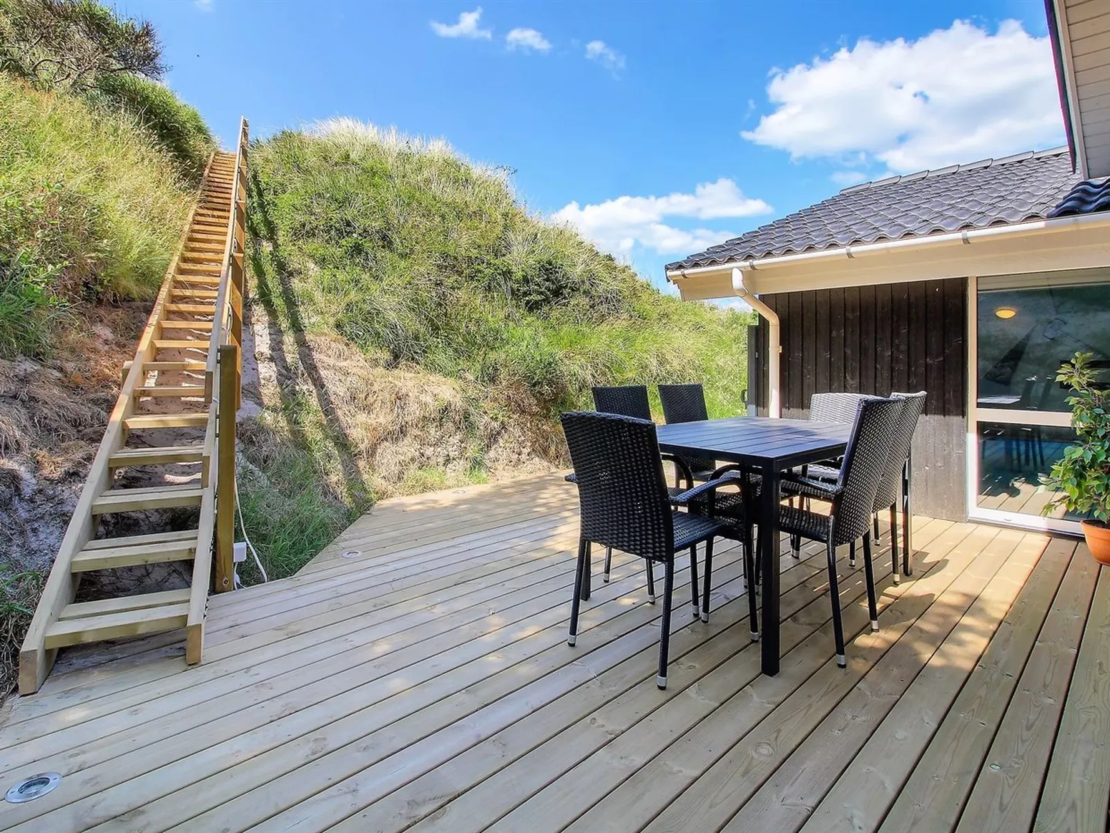 "Sirka" - 200m from the sea-Outside