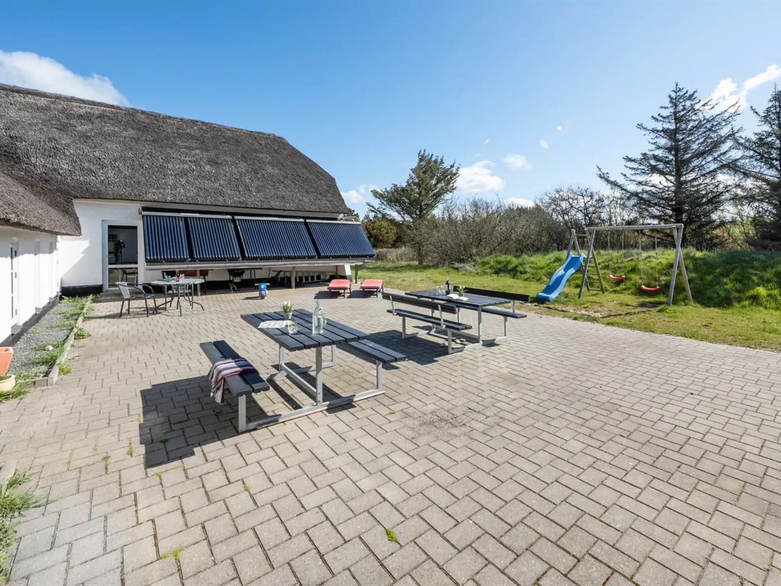 "Cornelius" - 900m from the sea-Outside