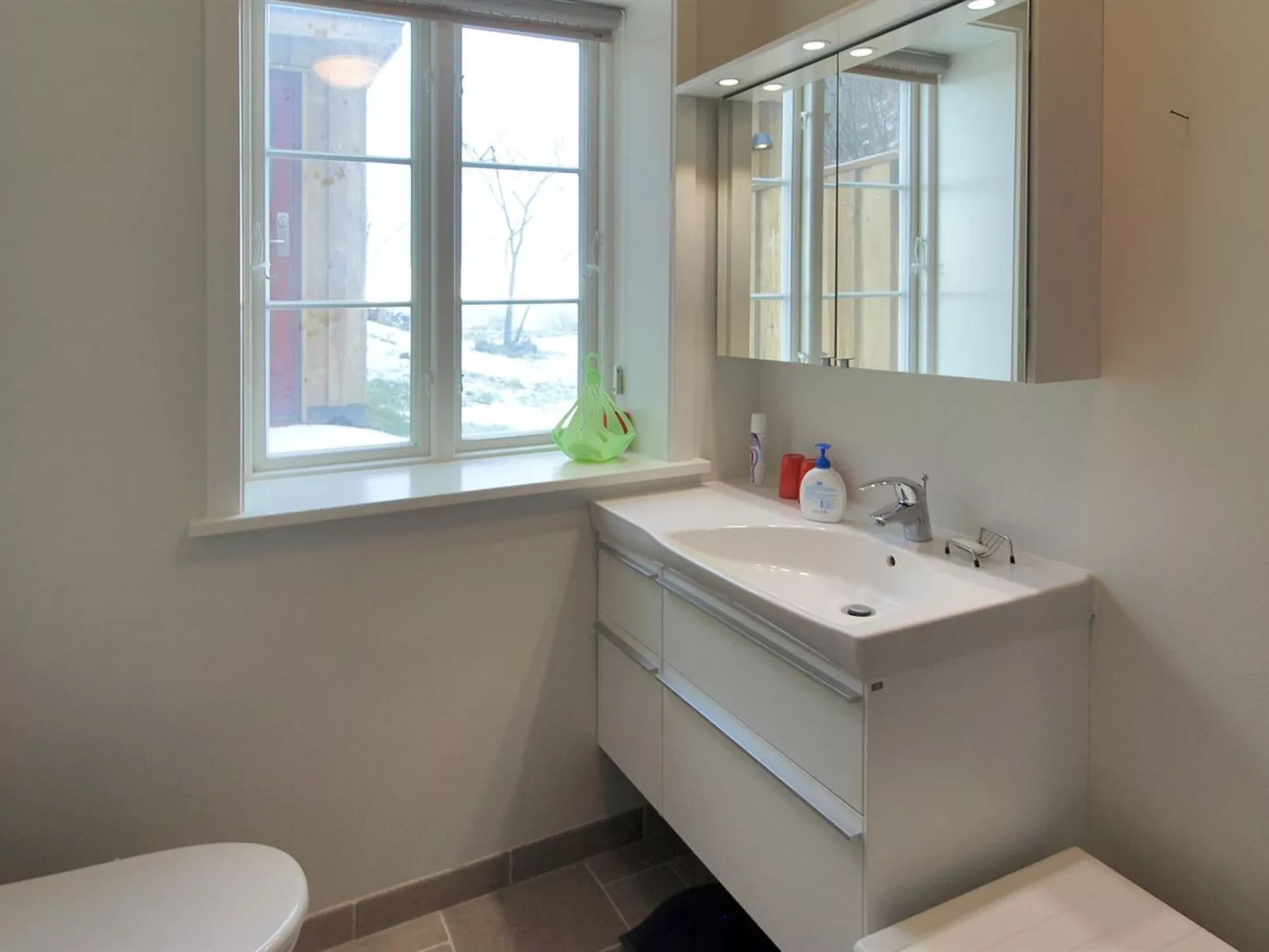 "Uschi" - 15m from the sea-Dedans